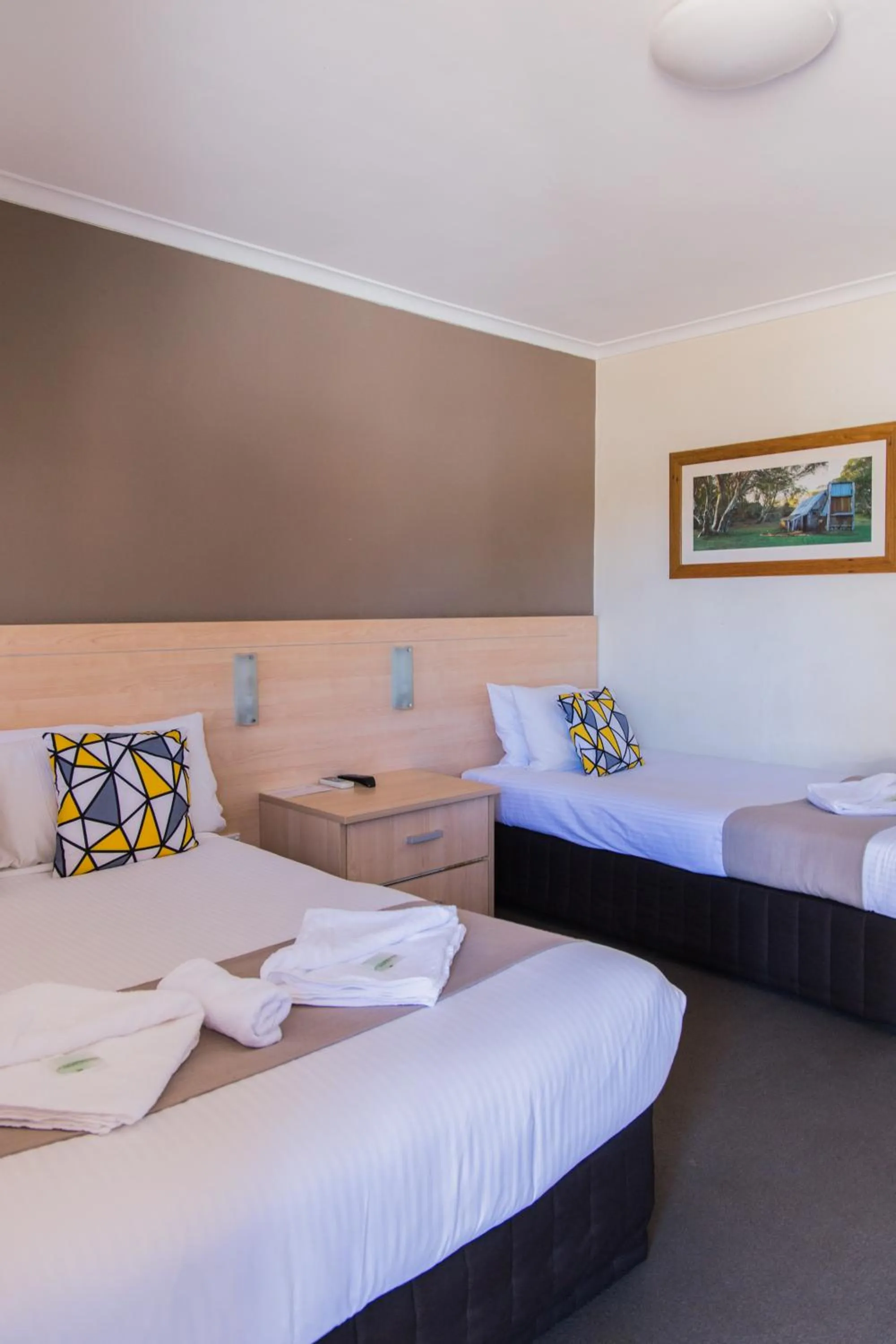 Bed in Kite Street Units - Contactless Check in