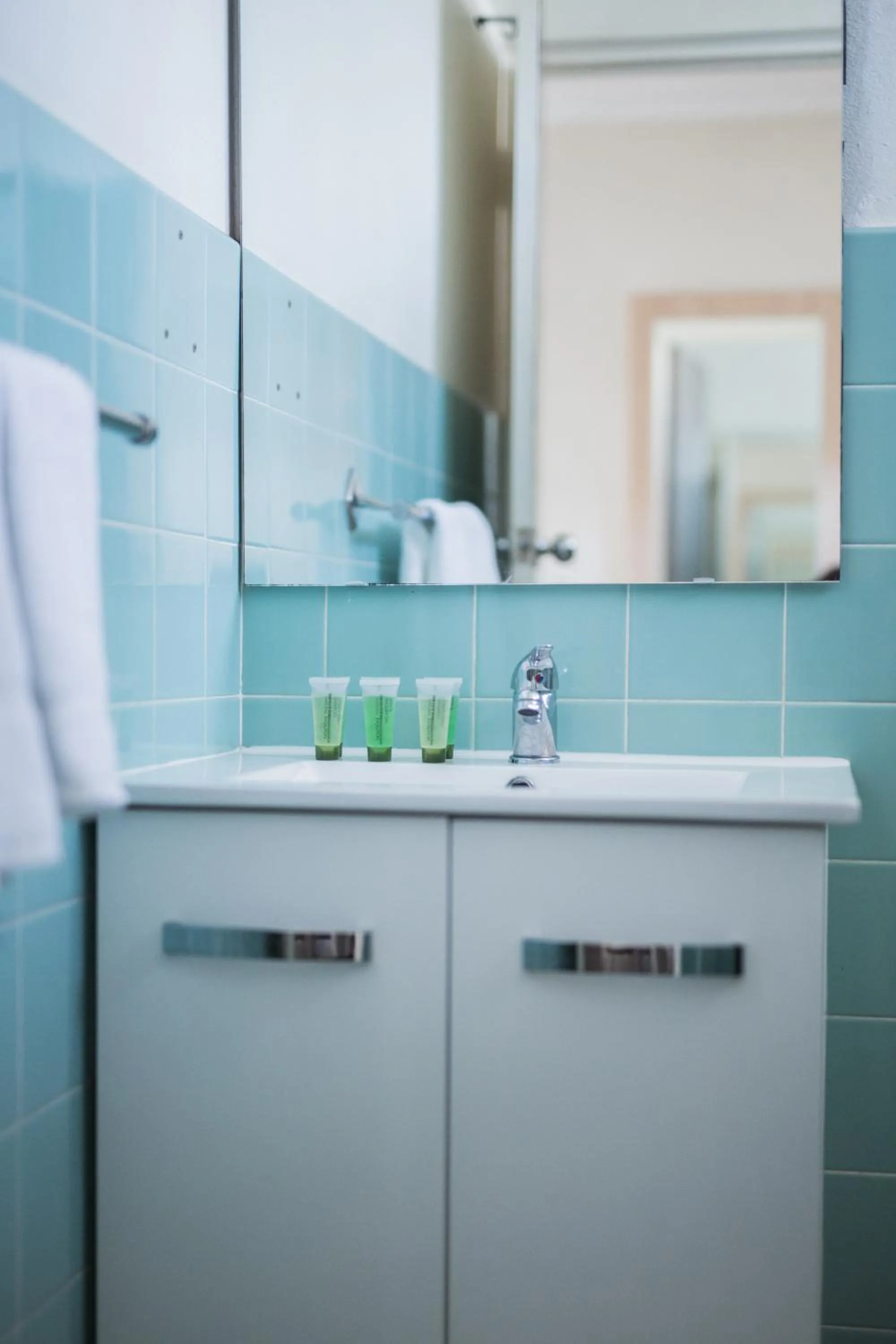 Bathroom in Kite Street Units - Contactless Check in