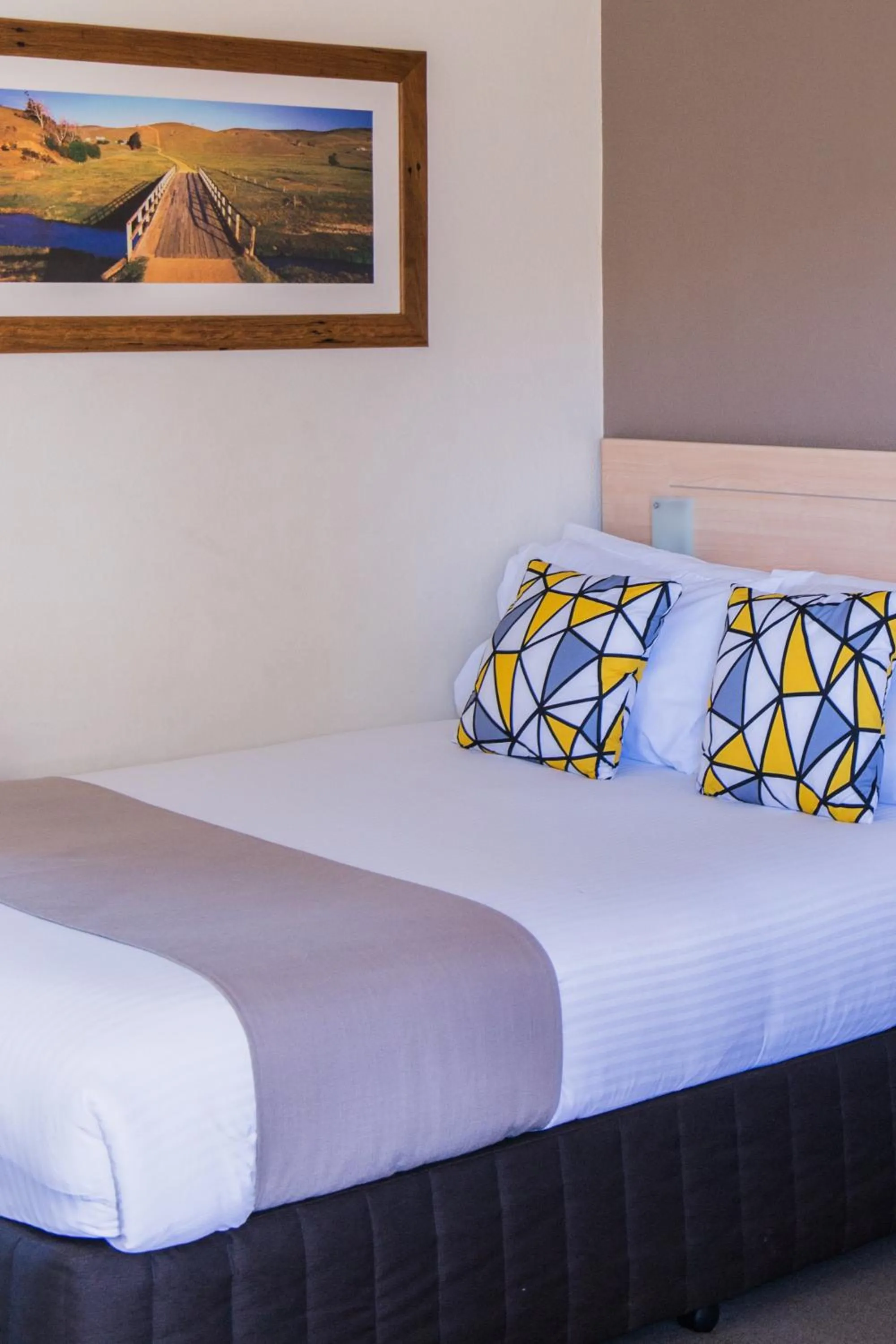 Bed in Kite Street Units - Contactless Check in