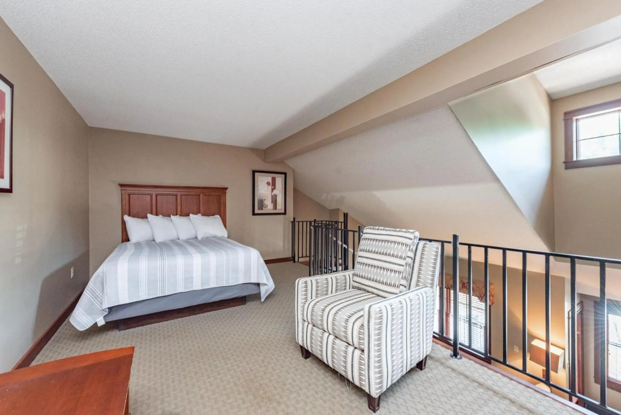 Bed in A304 Studio & Loft Standard View