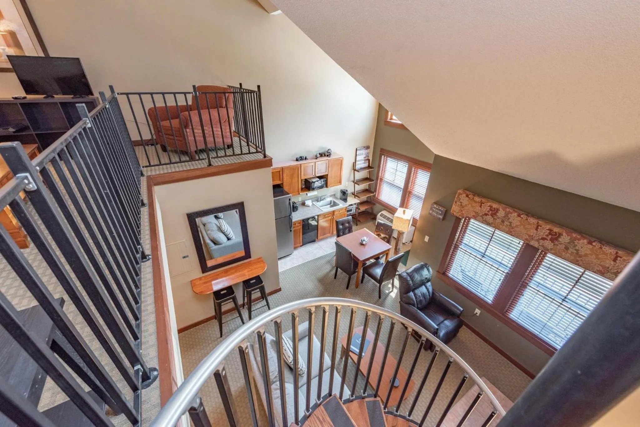 A308 Studio & Loft Standard View