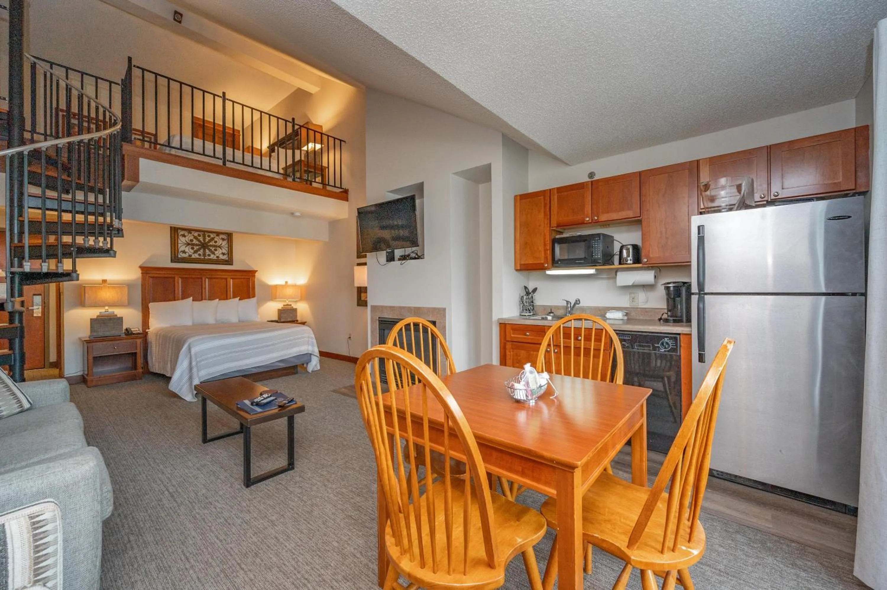 A309 Studio & Loft Lake View