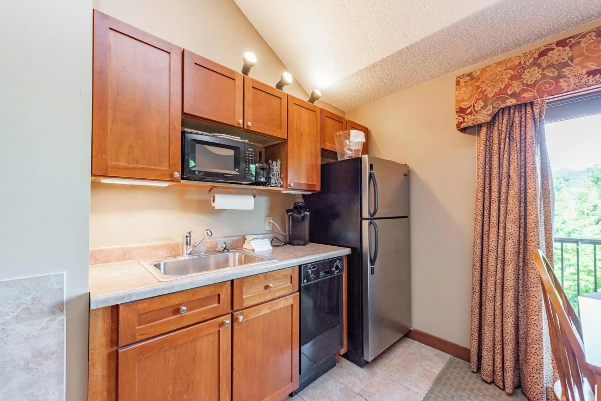 A313 Studio & Loft Lake View