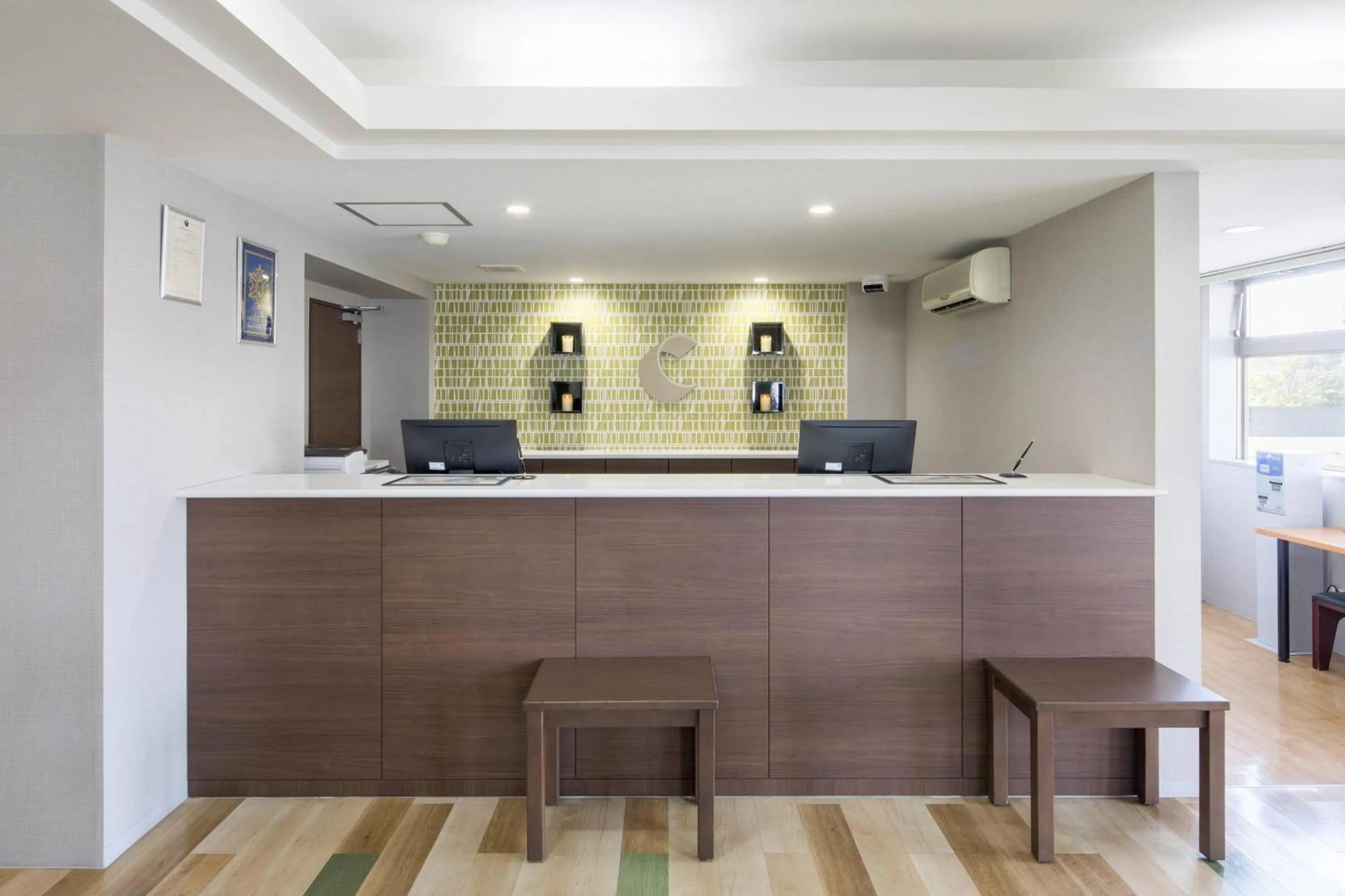 Lobby or reception in Comfort Inn Kashima
