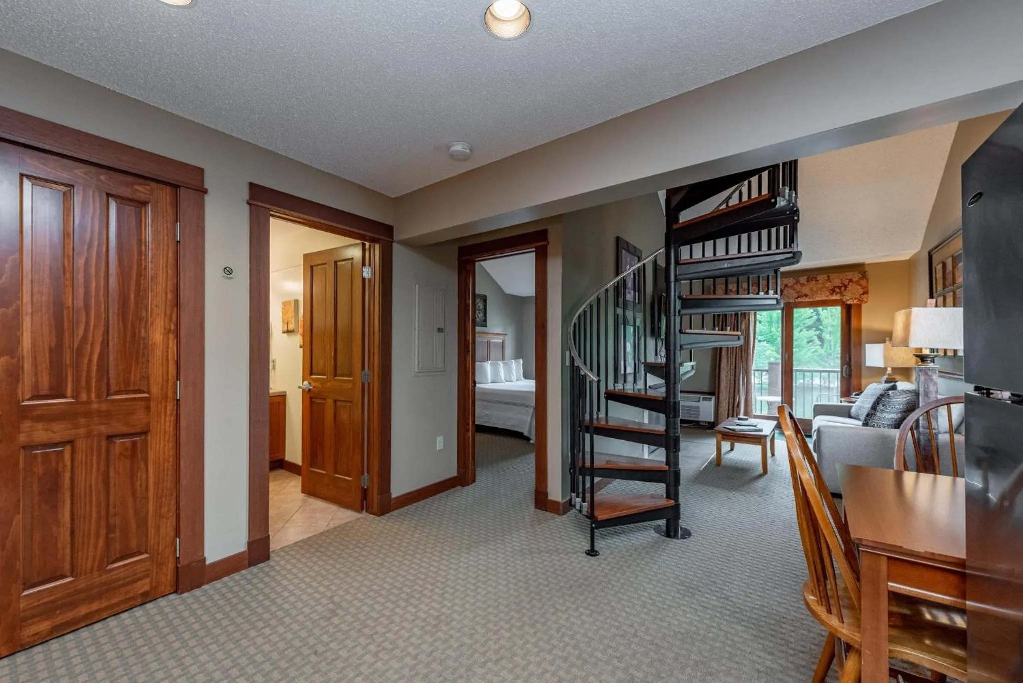 A318 One Bedroom & Loft Standard View