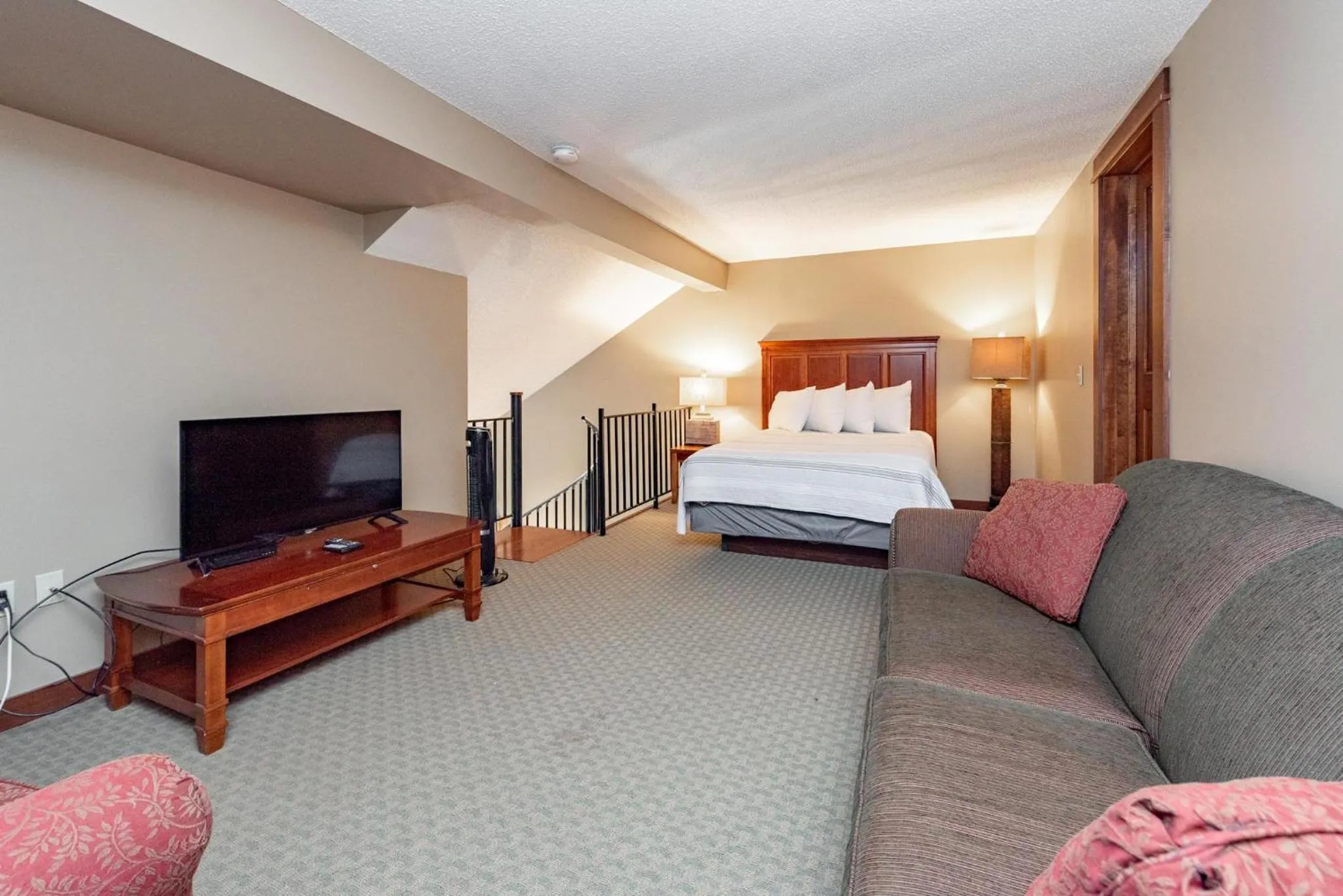 Bed in A318 One Bedroom & Loft Standard View