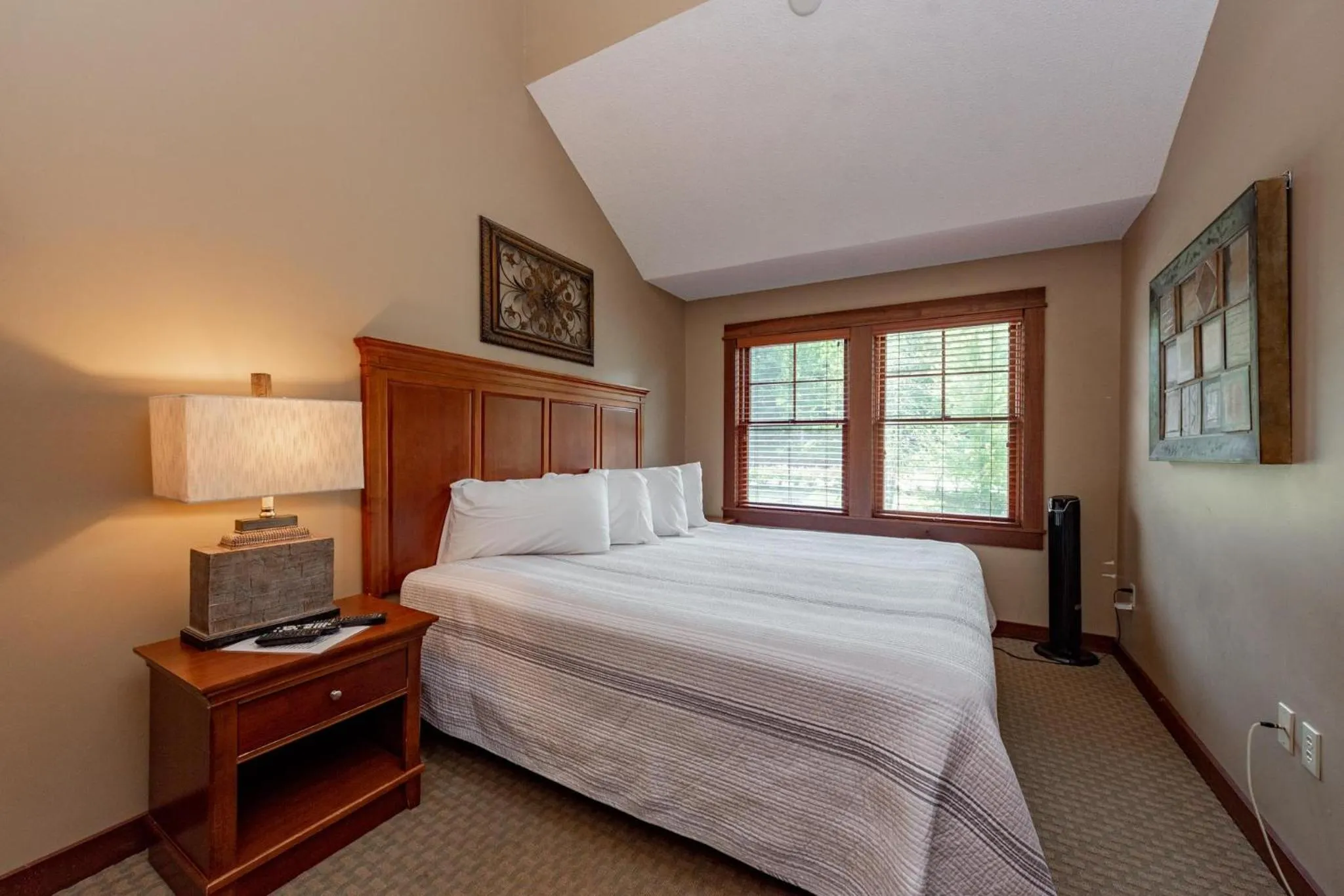 Bed in A318 One Bedroom & Loft Standard View