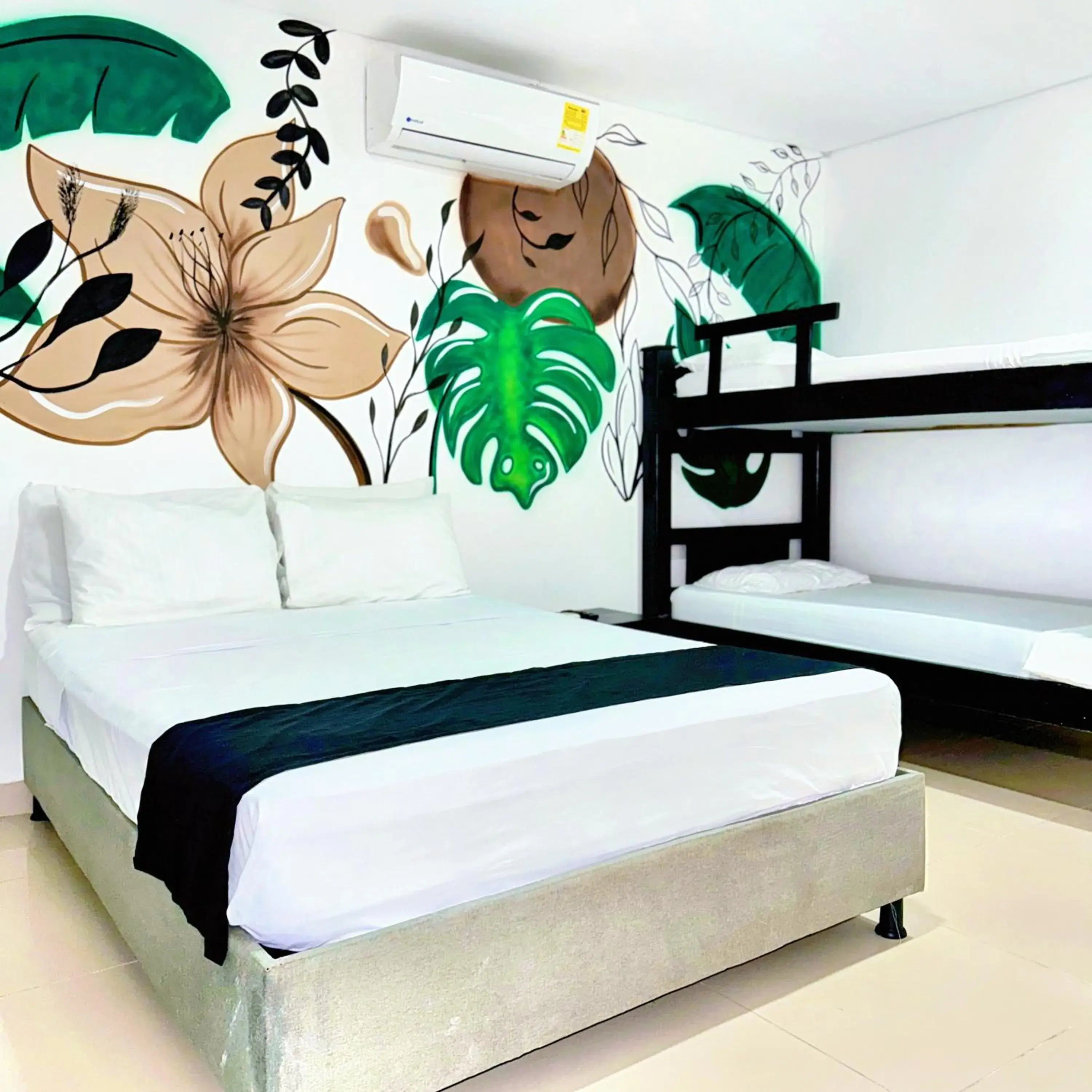 Photo of the whole room, Bed in Playa Norte Hotel Photo of the whole room, Bed in Playa Norte Hotel