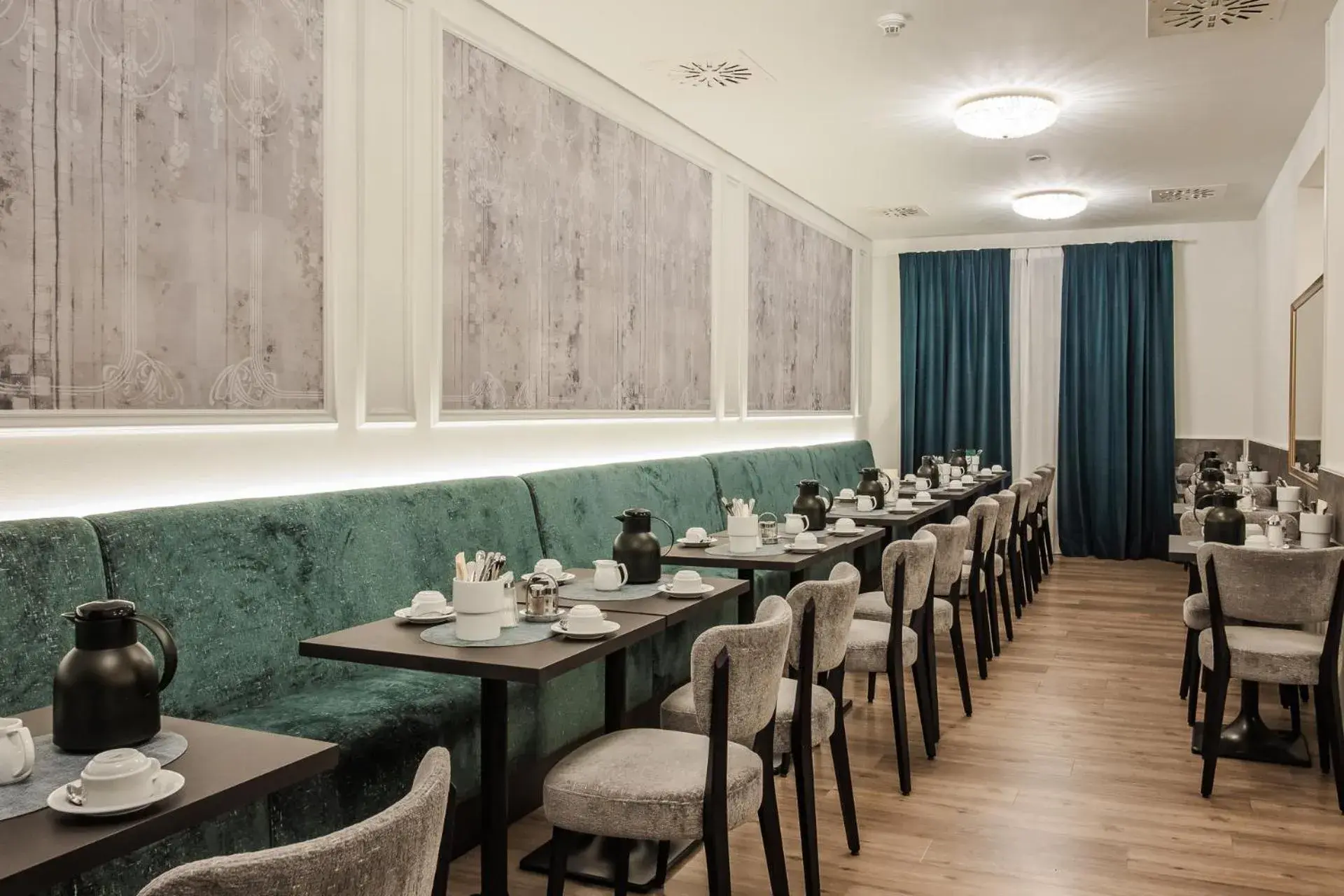 Breakfast in Theater Hotel Salzburg Breakfast in Theater Hotel Salzburg