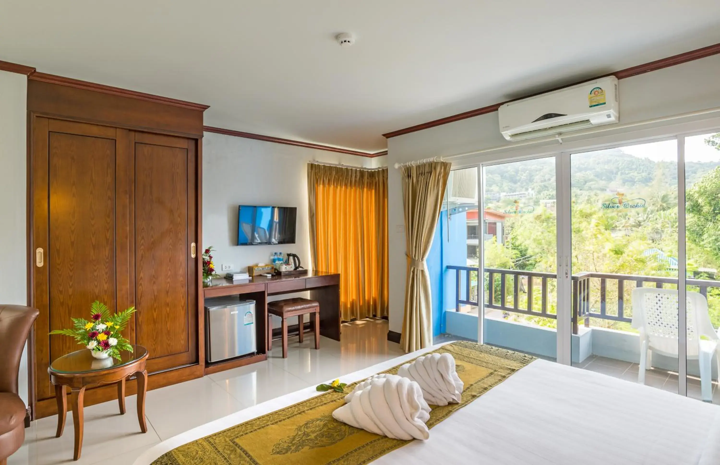 TV and multimedia, Bed in Aonang Silver Orchid Resort TV and multimedia, Bed in Aonang Silver Orchid Resort