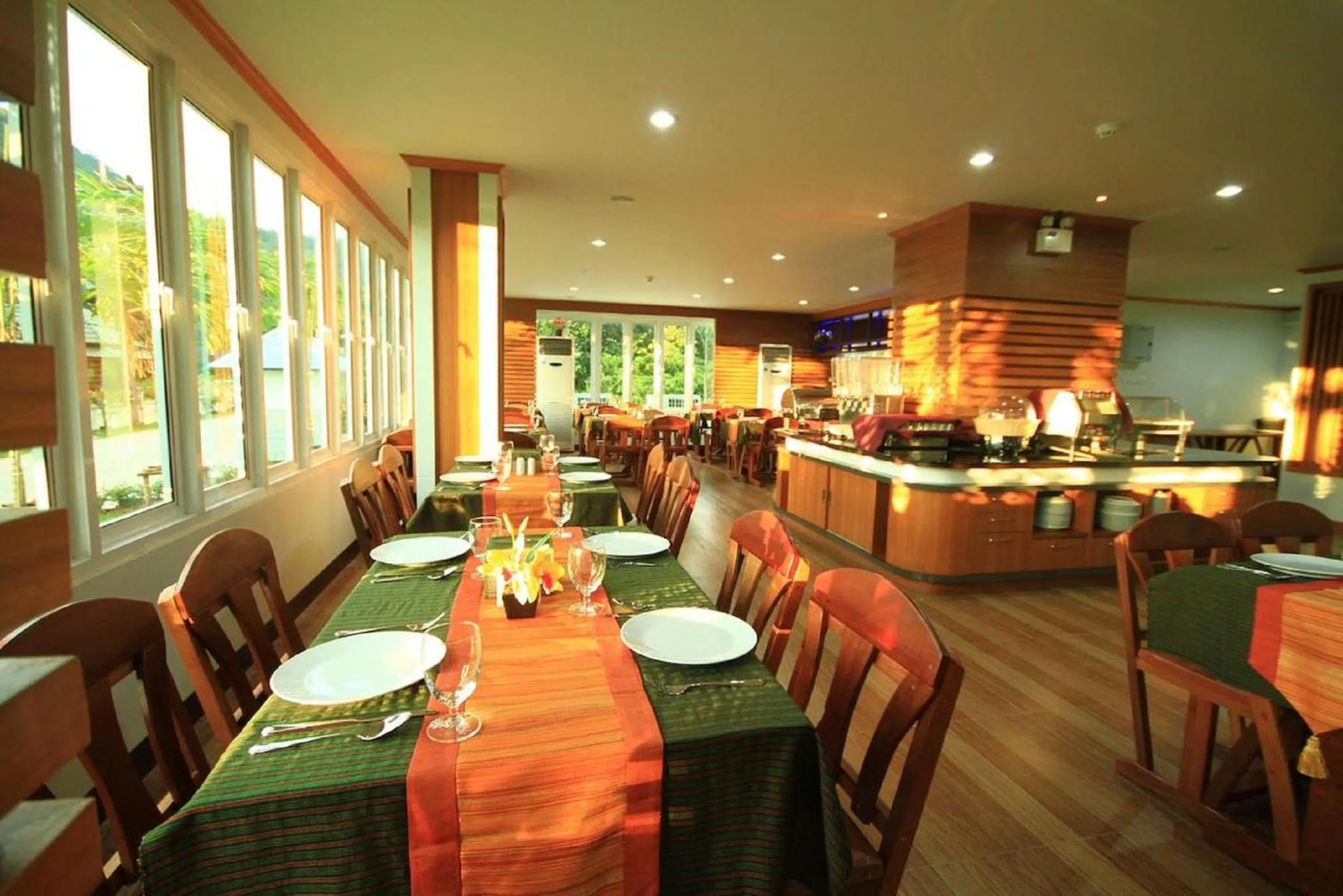 Restaurant/places to eat in Aonang Silver Orchid Resort