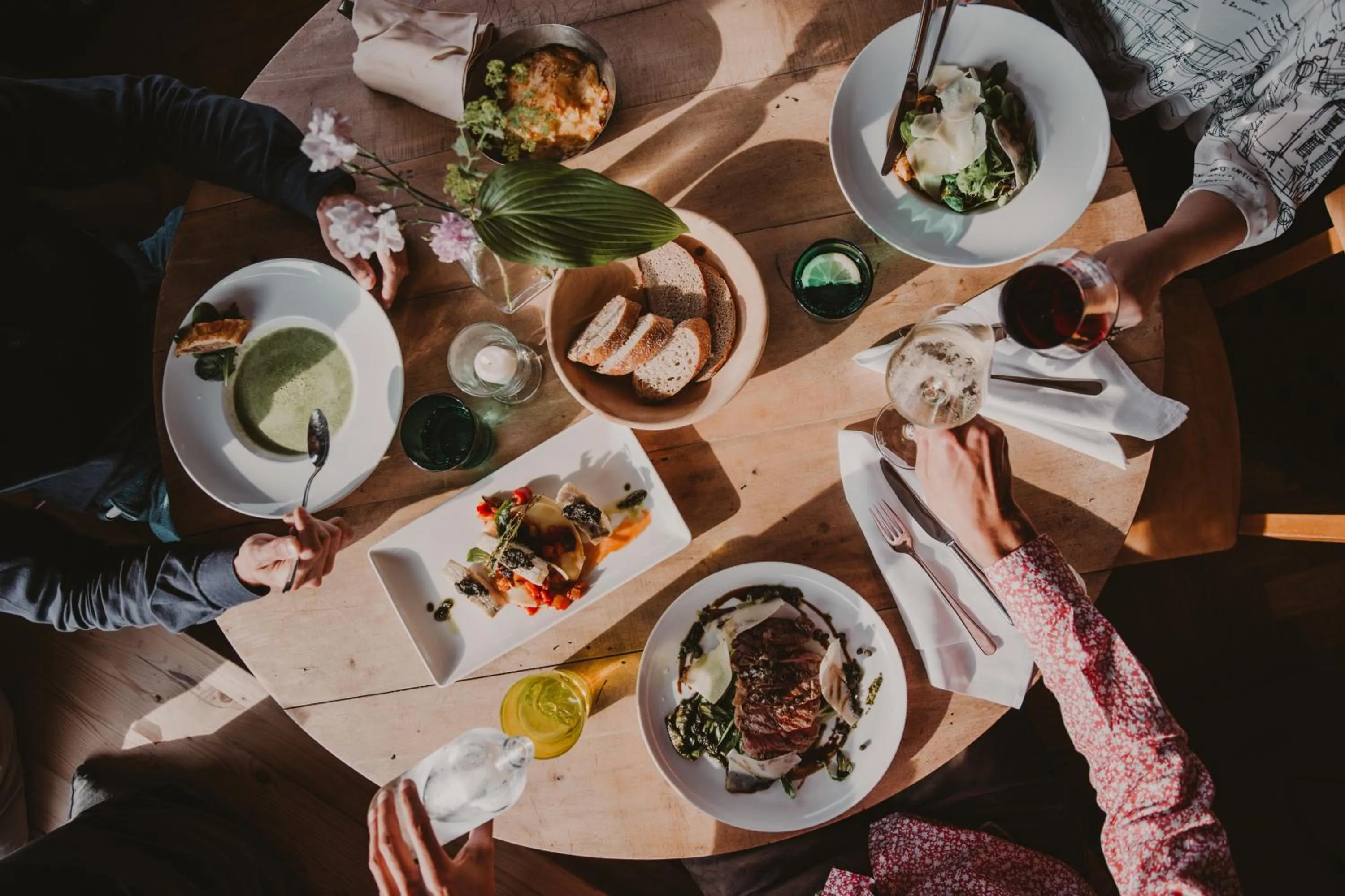 Food and drinks in SEEBICHL haus am see Designhotel Kitzbühel