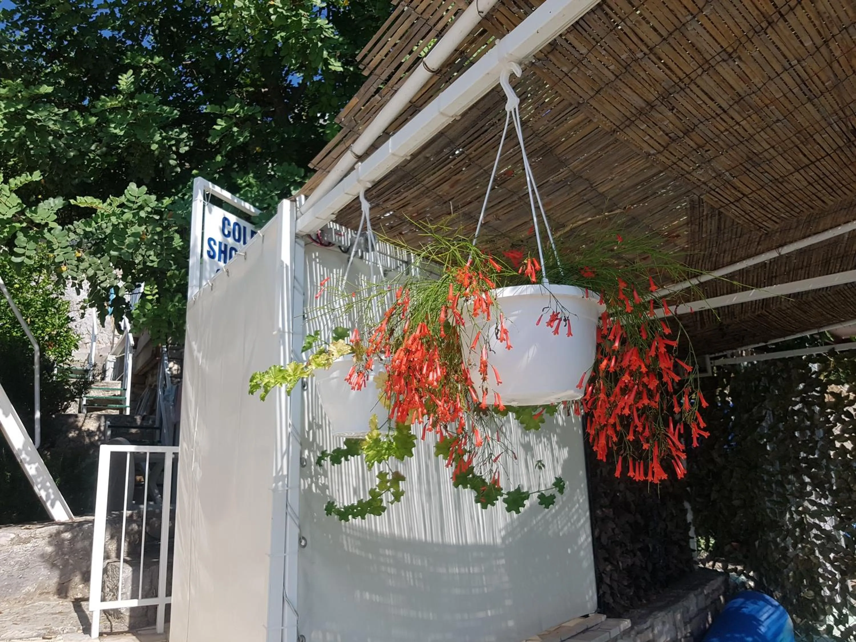 Shower in Apartments Villa Sonia & Teo Hvar