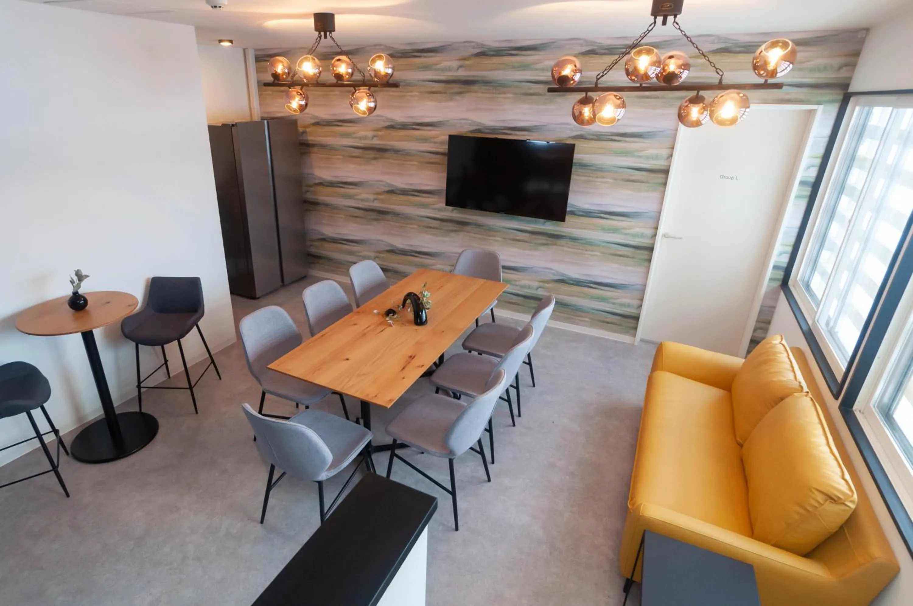 Communal lounge/ TV room in Rusutsu Grand Cabin