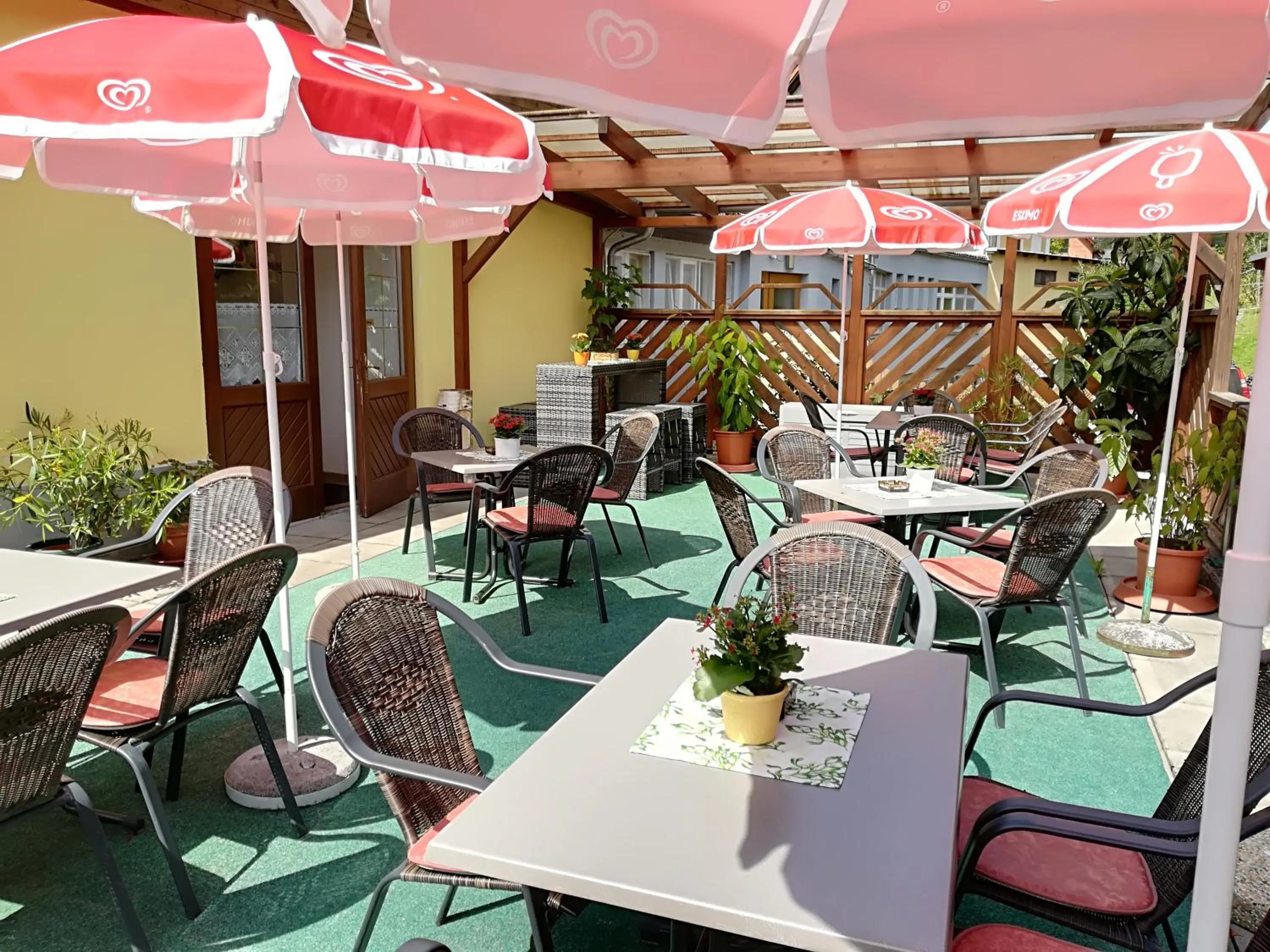 Restaurant/places to eat in Landhotel-Restaurant Willingshofer