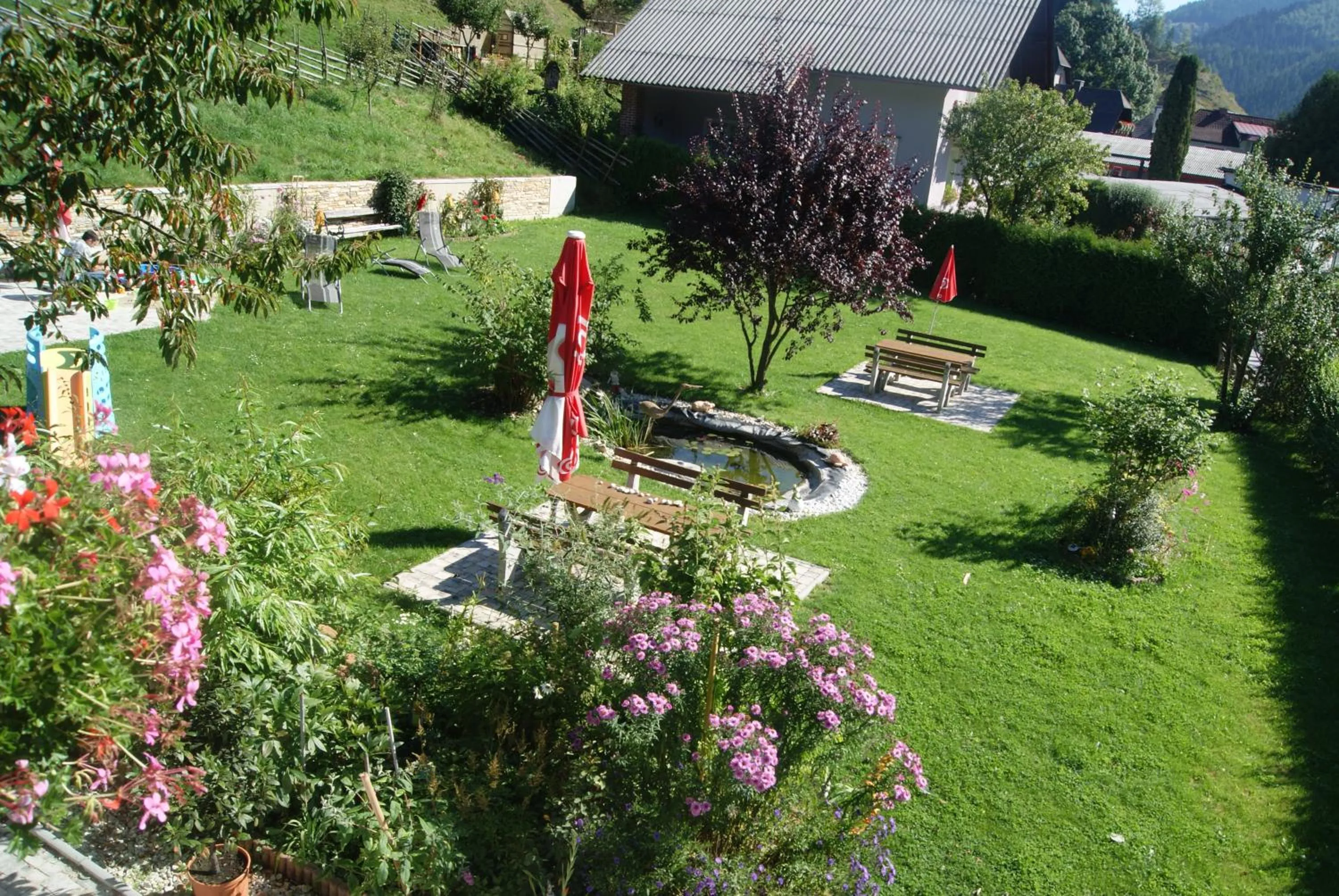 Garden in Landhotel-Restaurant Willingshofer