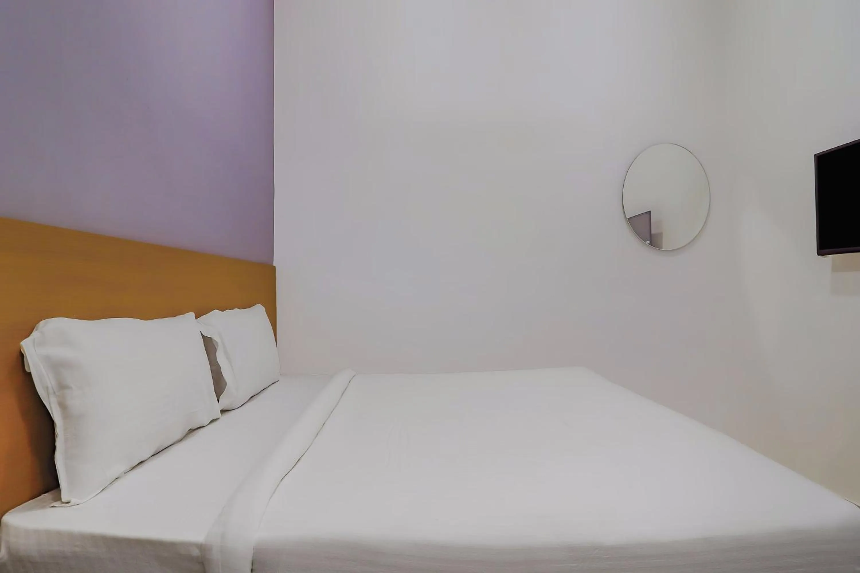 Other, Bed in Collection O White Ridge Near LB Nagar