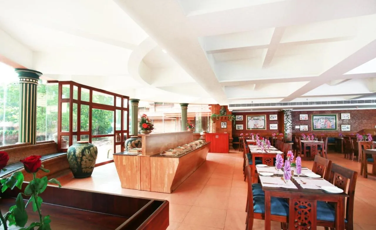 Restaurant/places to eat in Krishna Beach Resort