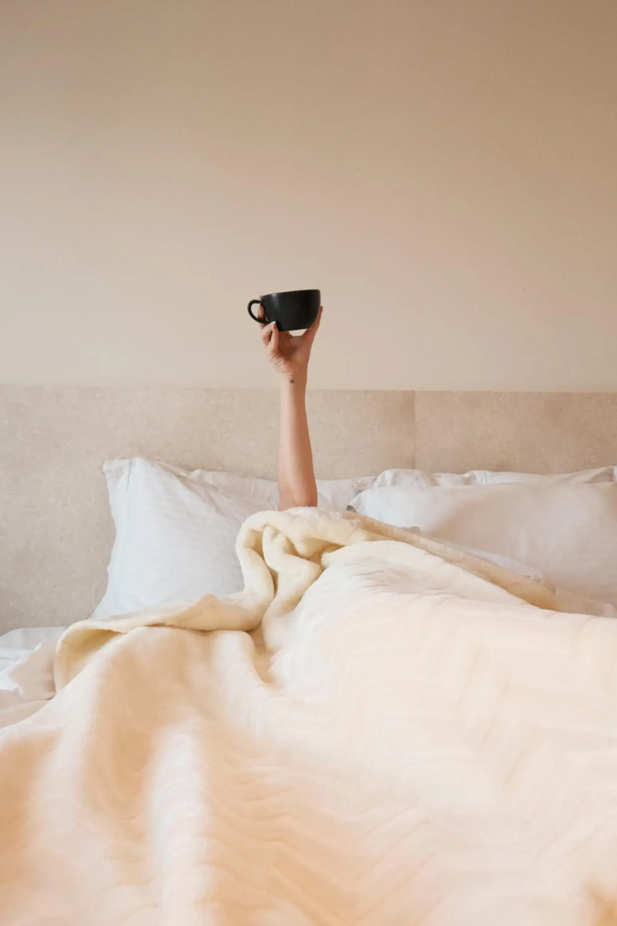 Bed in Yalos Hotel Sunset view Mykonos town private rooms Bed in Yalos Hotel Sunset view Mykonos town private rooms