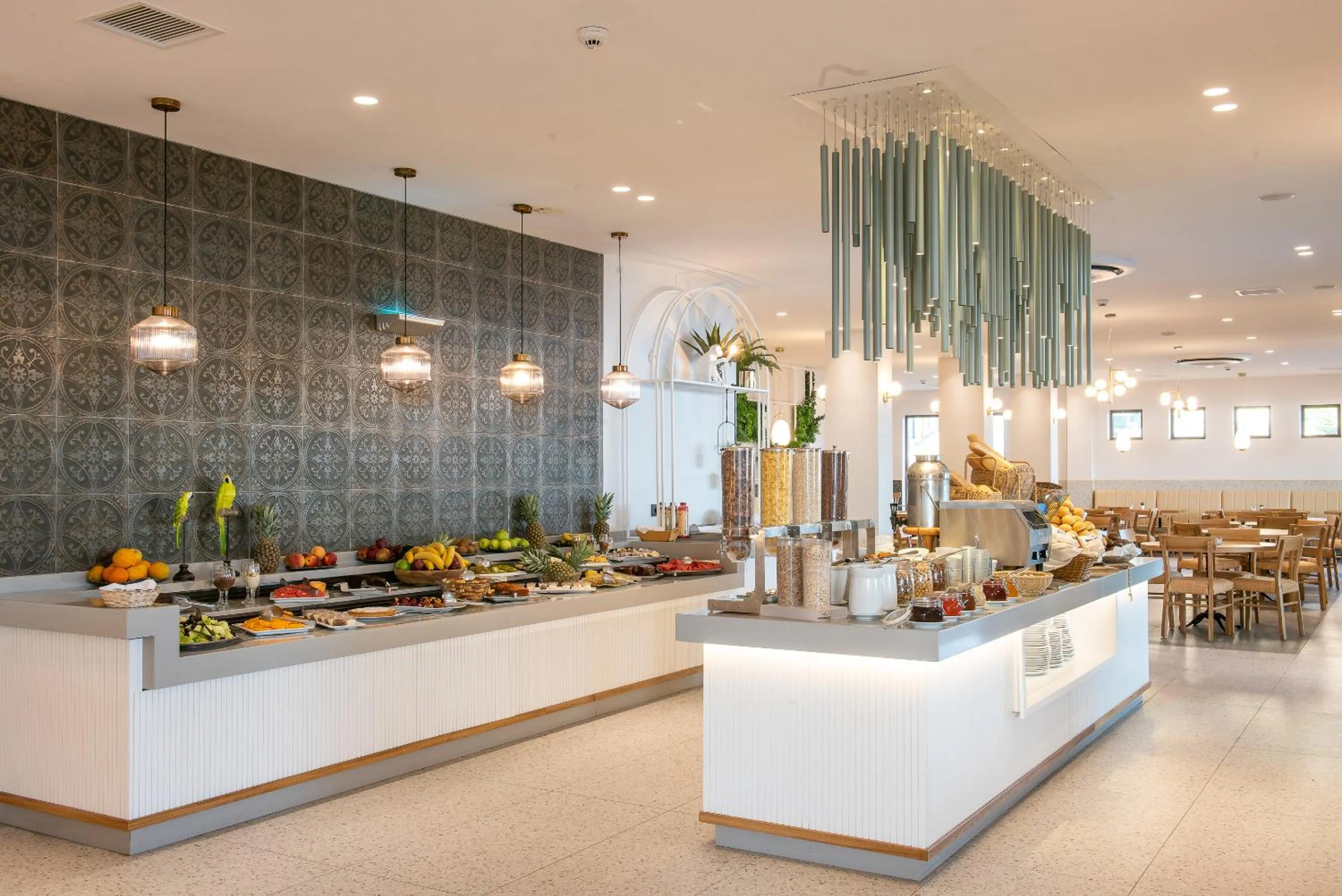 Restaurant/places to eat in Caldera Village