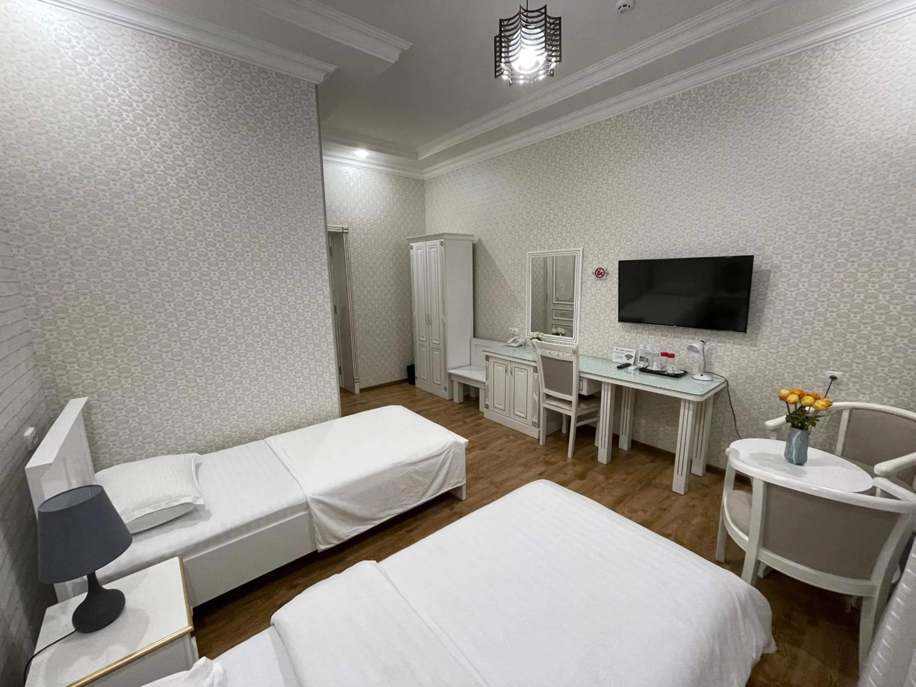 Bed in IZUMRUD PALACE