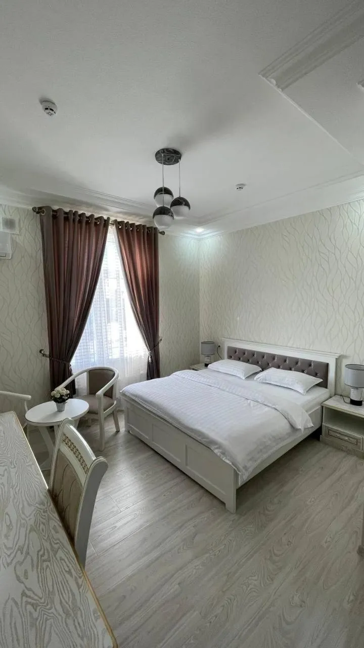 Bed in IZUMRUD PALACE