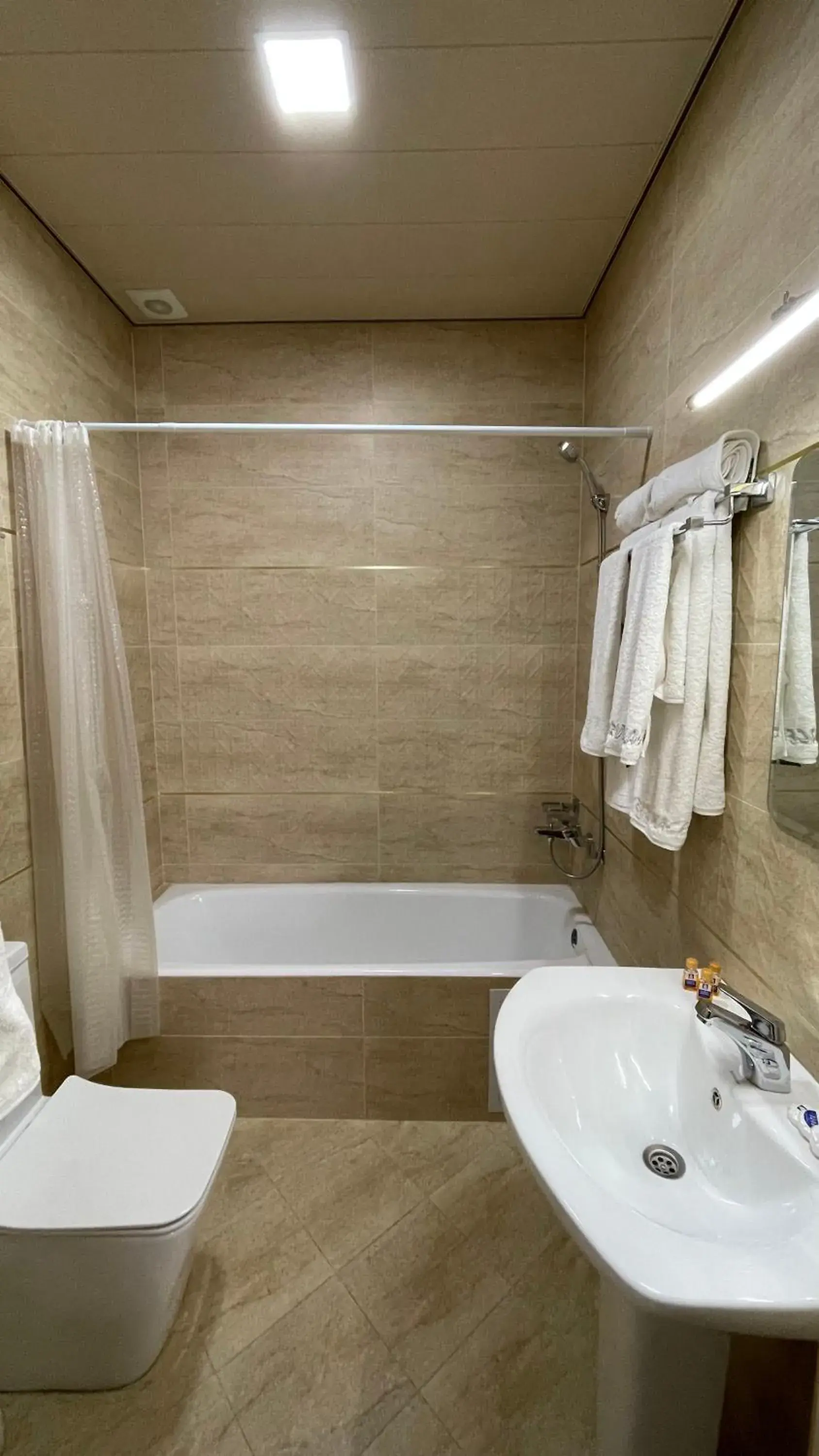 Triple Room in IZUMRUD PALACE Triple Room in IZUMRUD PALACE