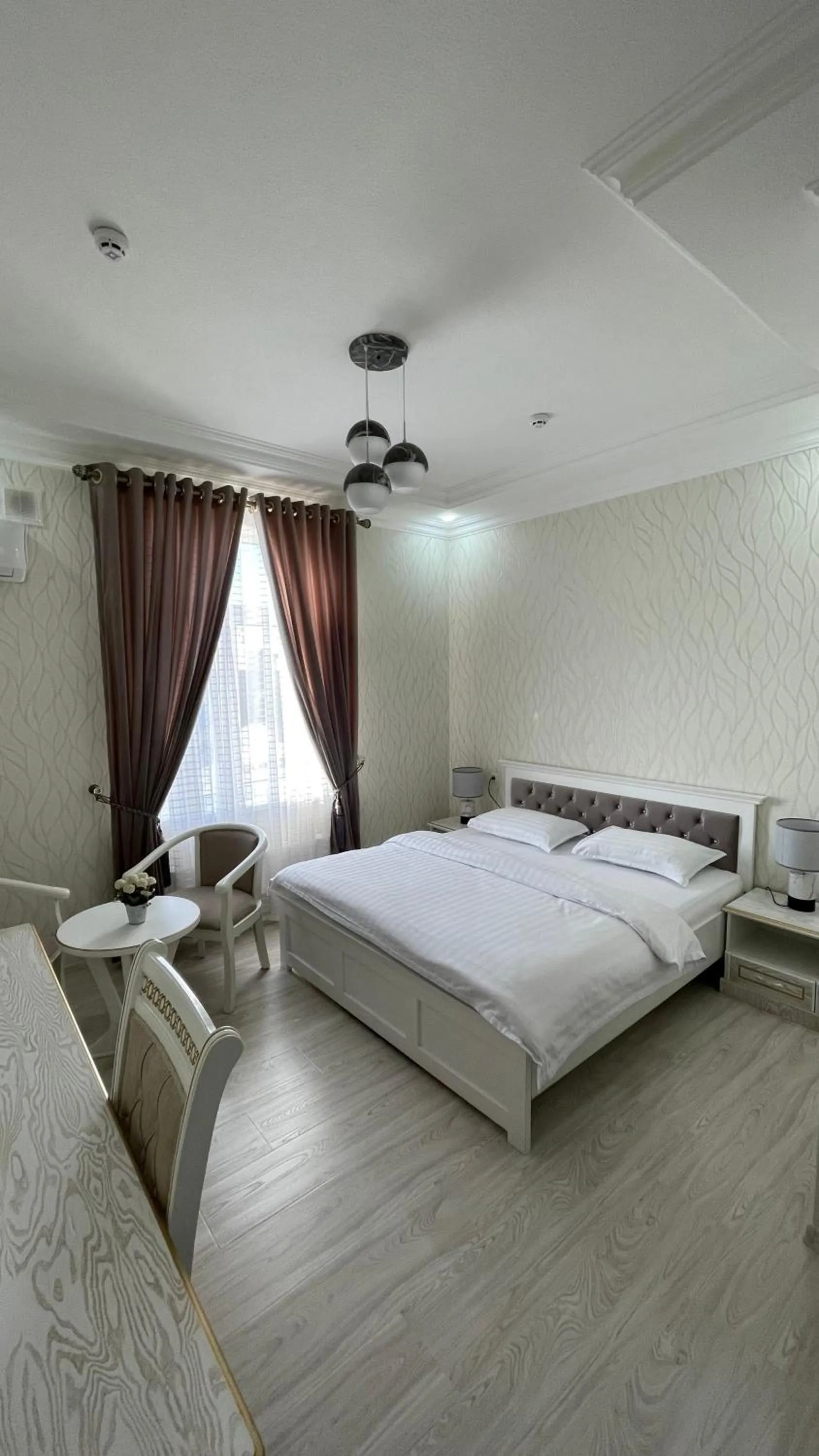 Bed in IZUMRUD PALACE