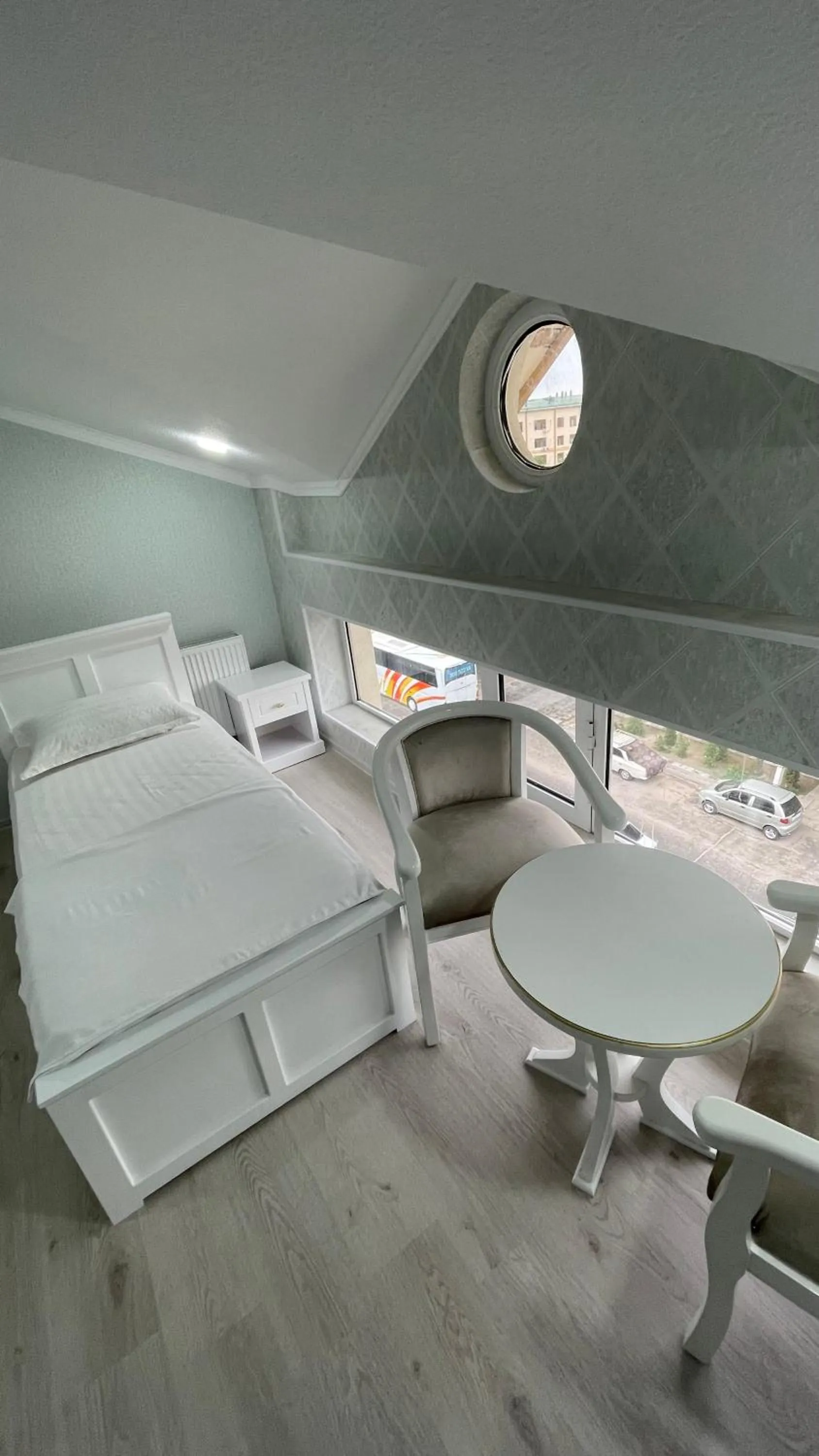 Bedroom, Bed in IZUMRUD PALACE