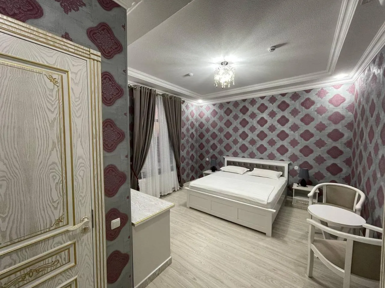 Bedroom, Bed in IZUMRUD PALACE