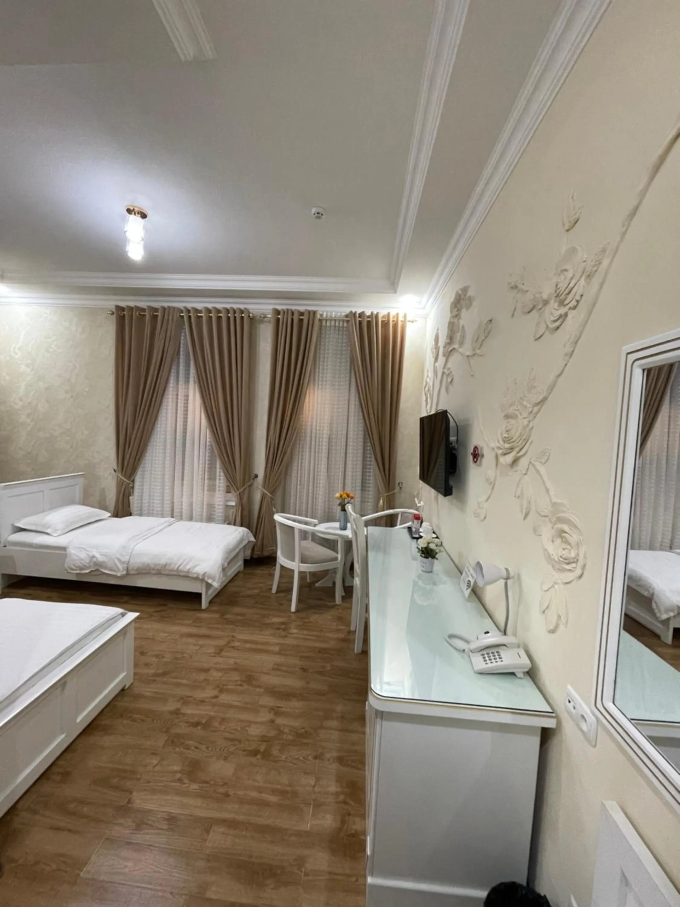 Bed in IZUMRUD PALACE