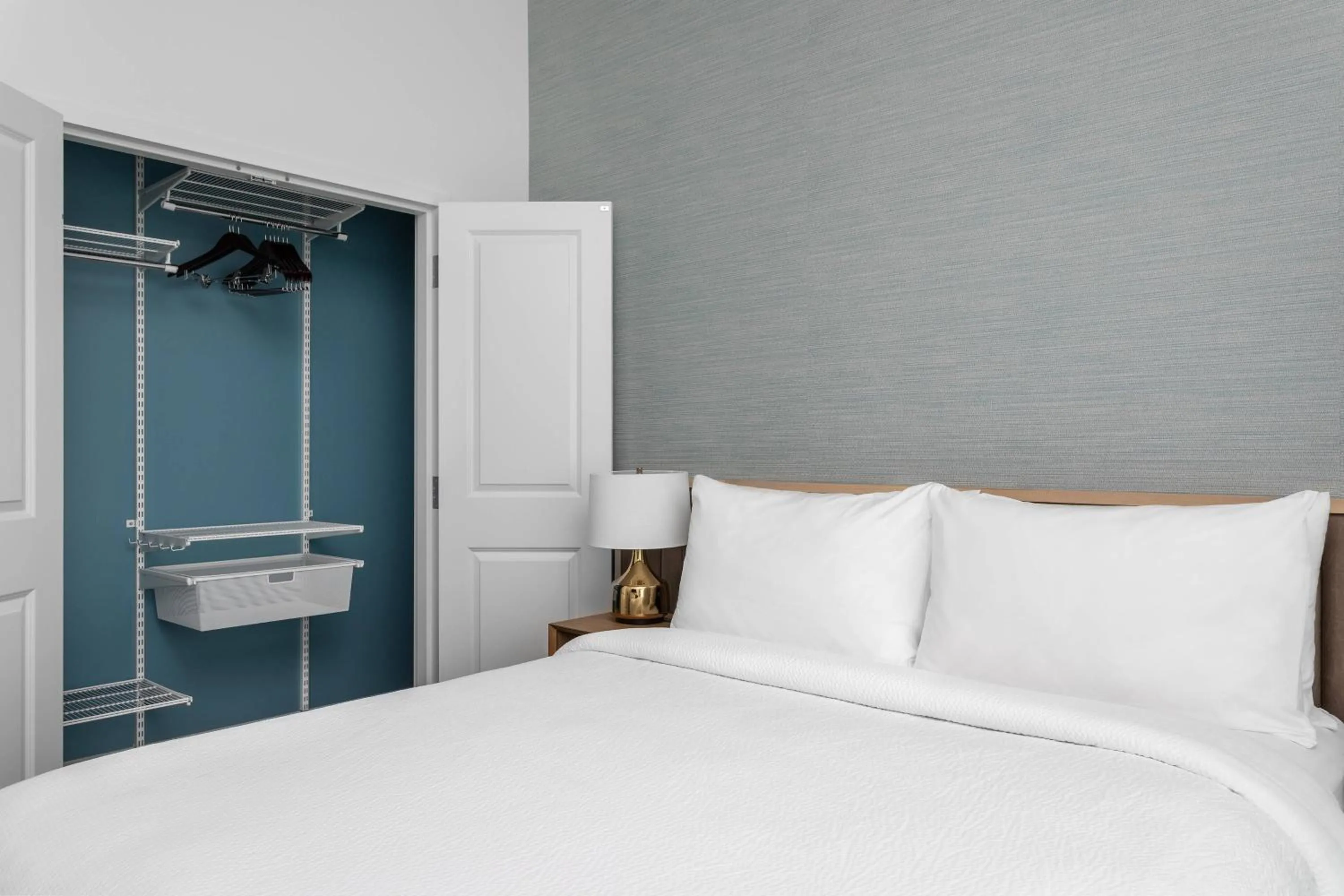 Bedroom, Bed in TownePlace Suites By Marriott Orlando Southwest Near Universal