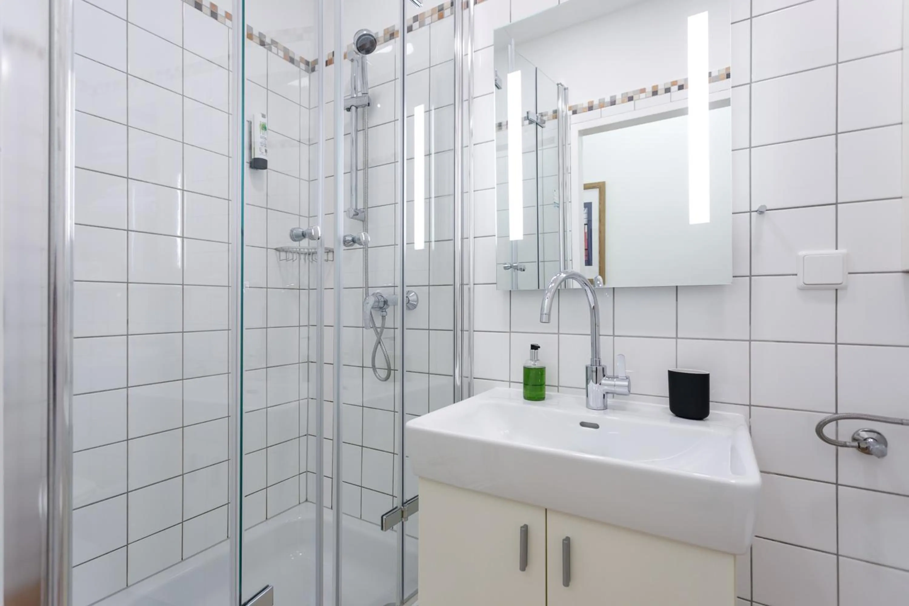 Bathroom in Riess City Rooms - Self Check-in