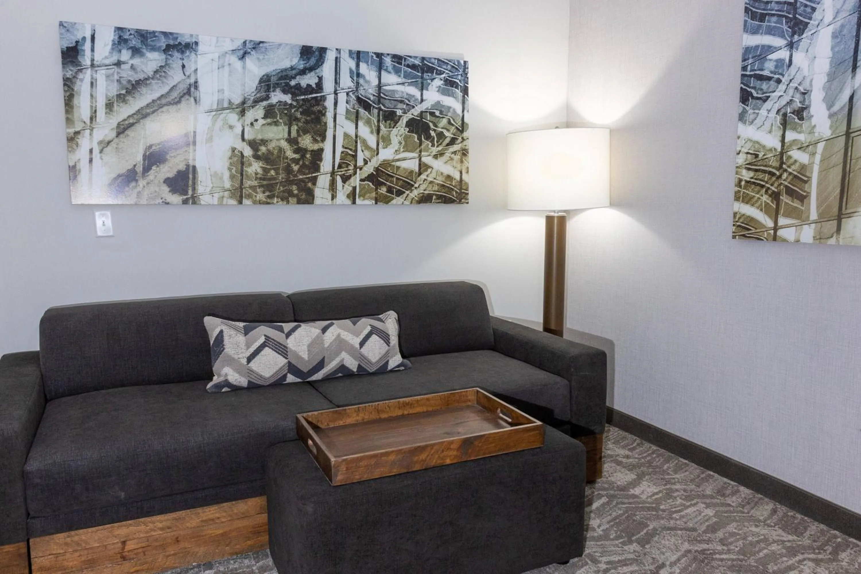 Photo of the whole room in SpringHill Suites by Marriott Slidell