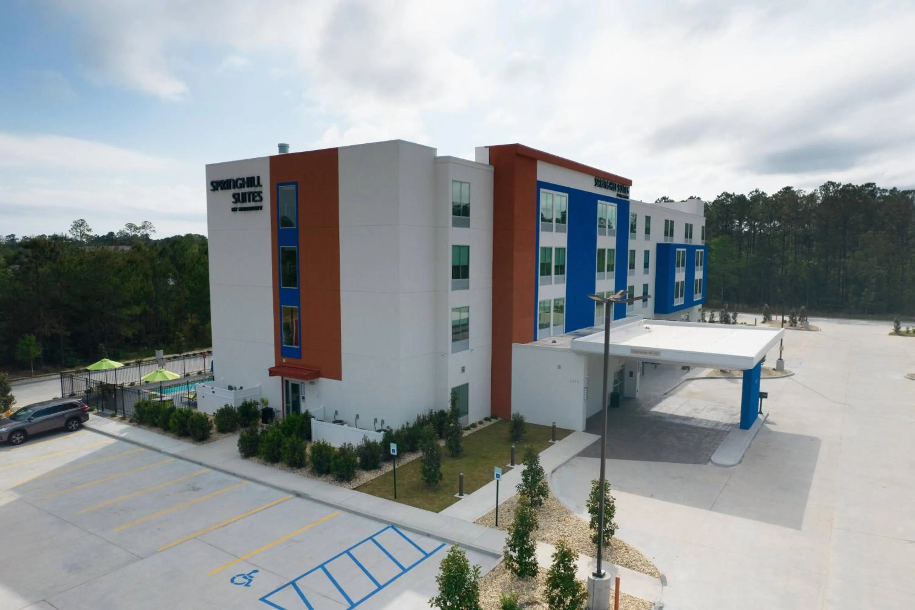 Property building in SpringHill Suites by Marriott Slidell