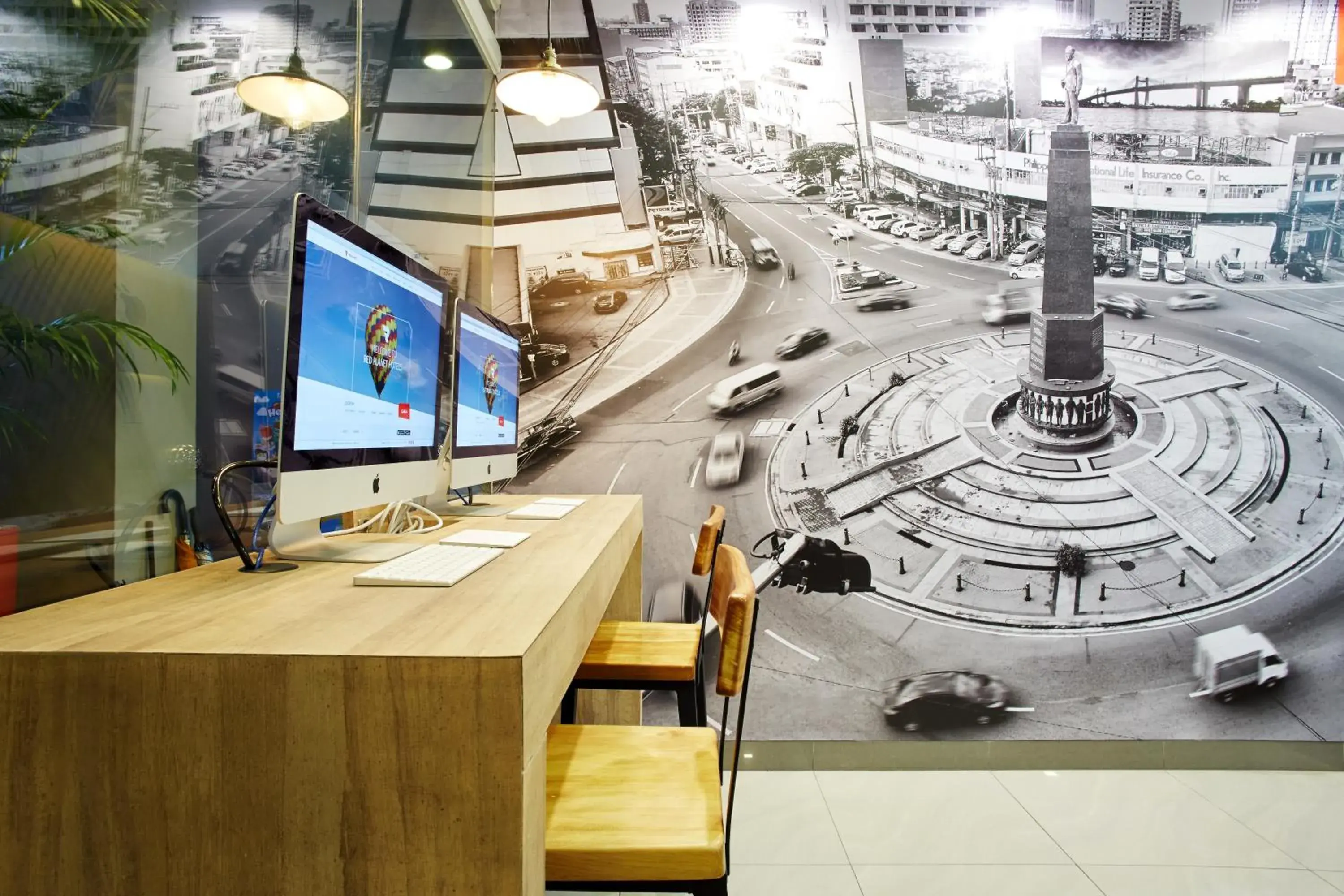 Lobby or reception in Red Planet Quezon City Timog Lobby or reception in Red Planet Quezon City Timog