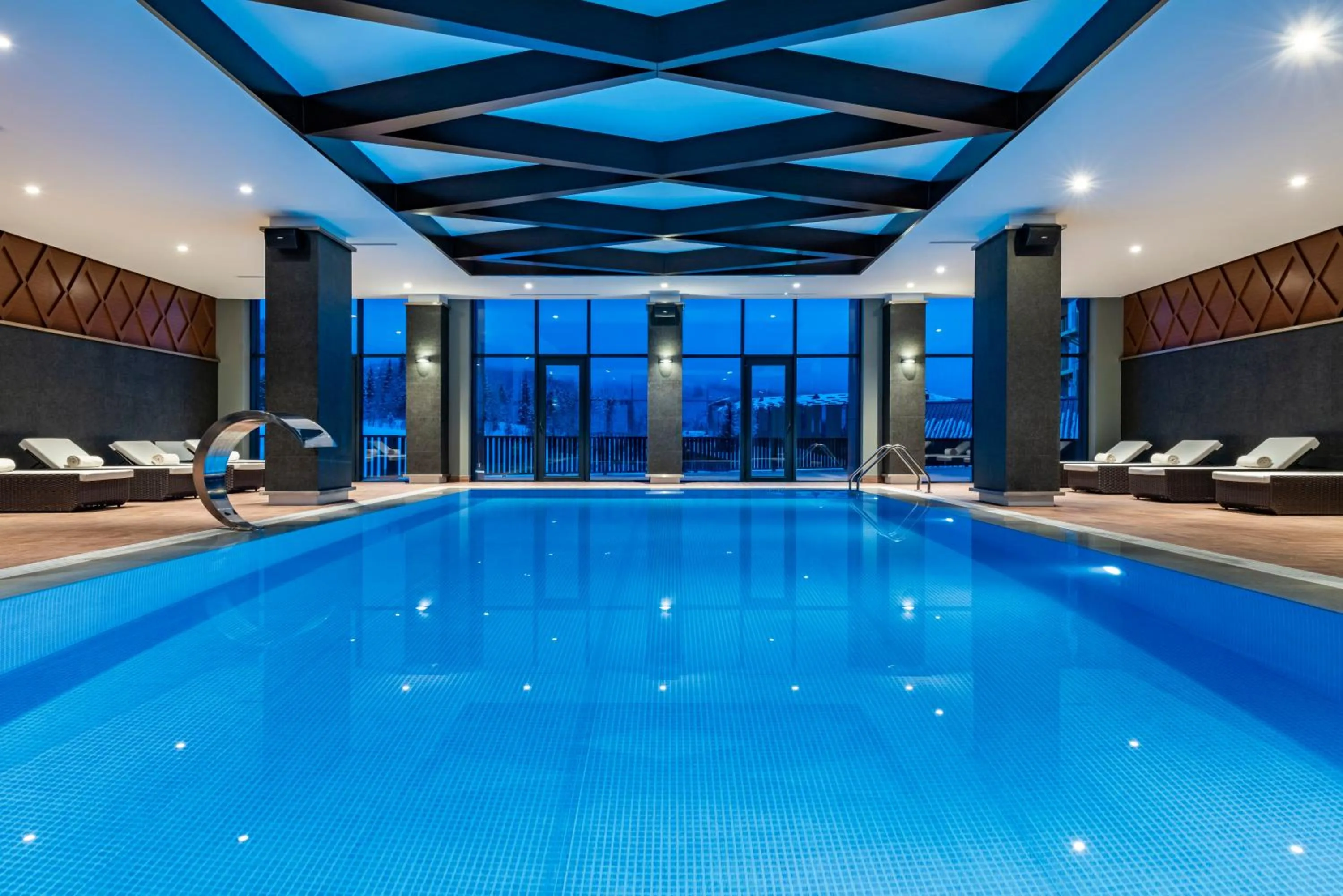 Swimming pool in Ambassadori Goderdzi Hotel