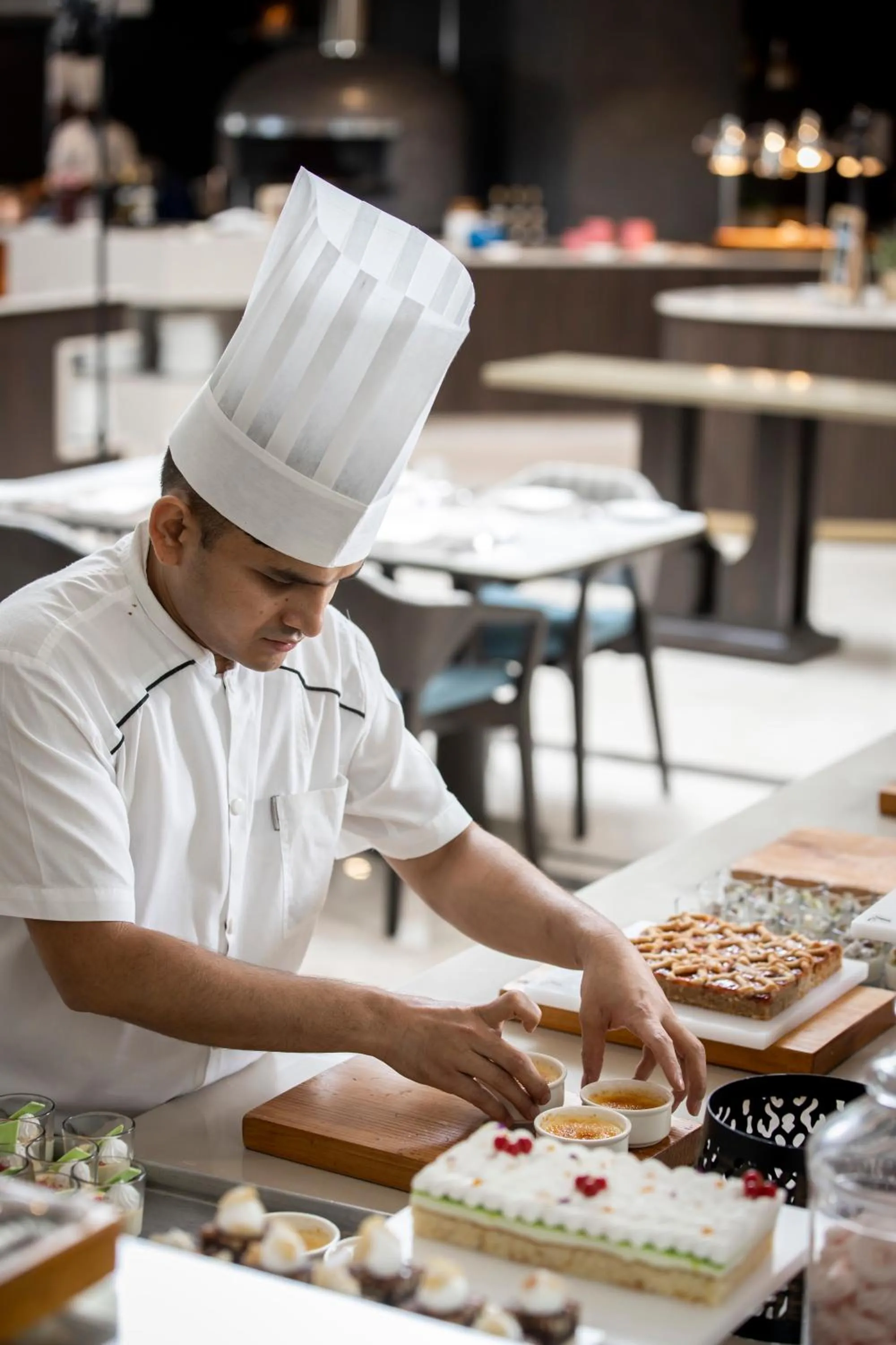 Restaurant/places to eat in The Leela Bhartiya City Bengaluru