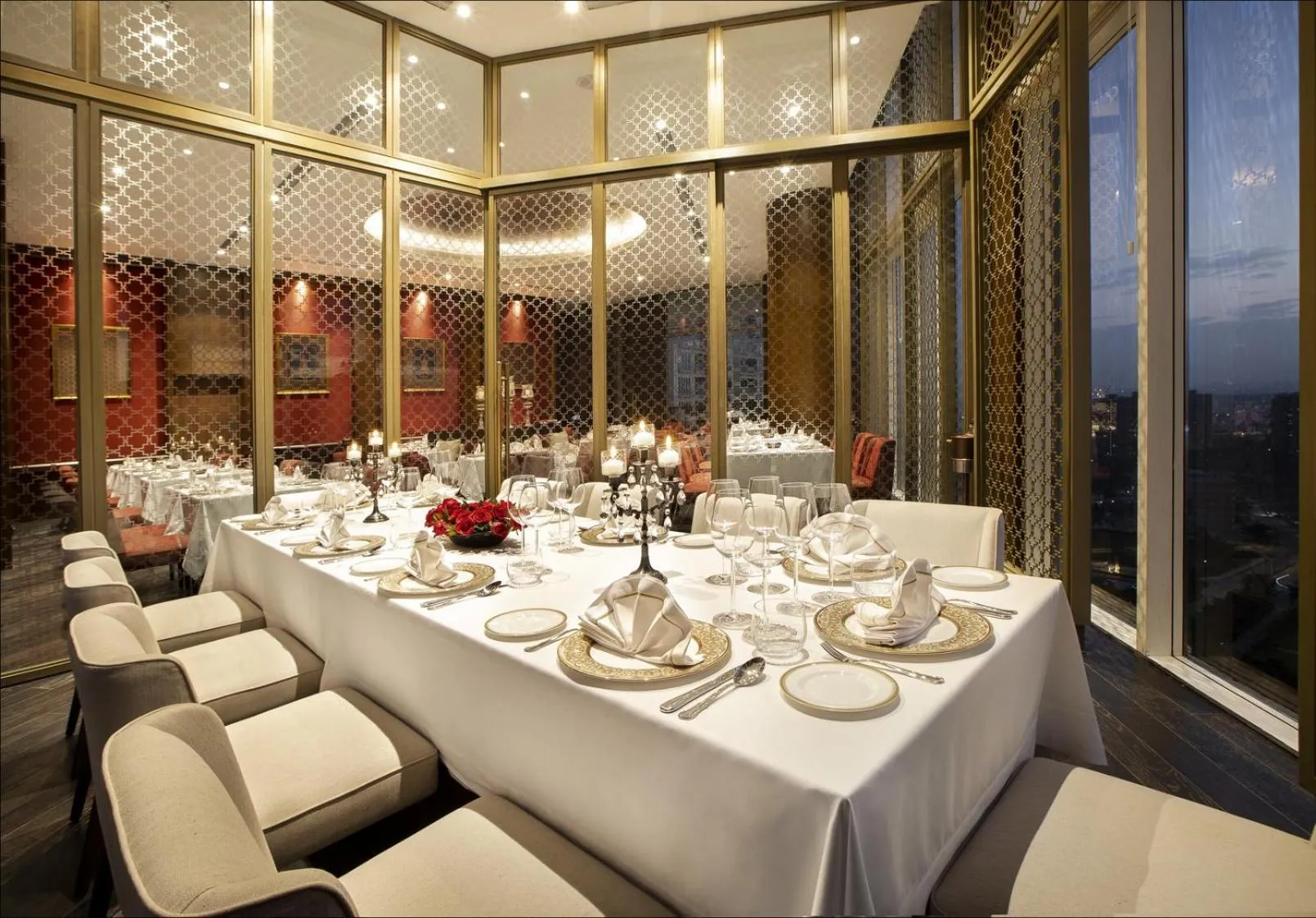 Restaurant/places to eat in The Leela Bhartiya City Bengaluru