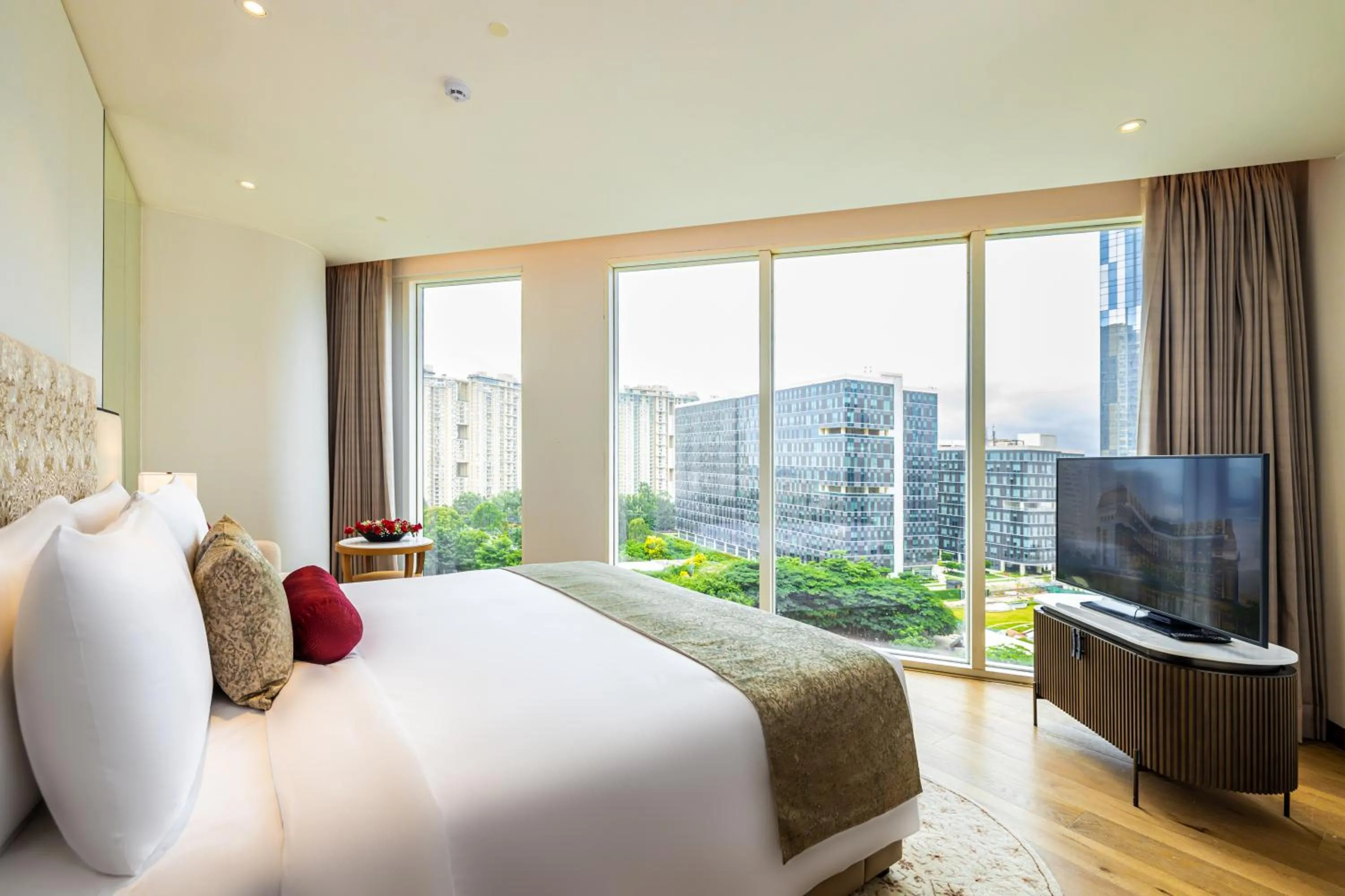 Bedroom, Bed in The Leela Bhartiya City Bengaluru