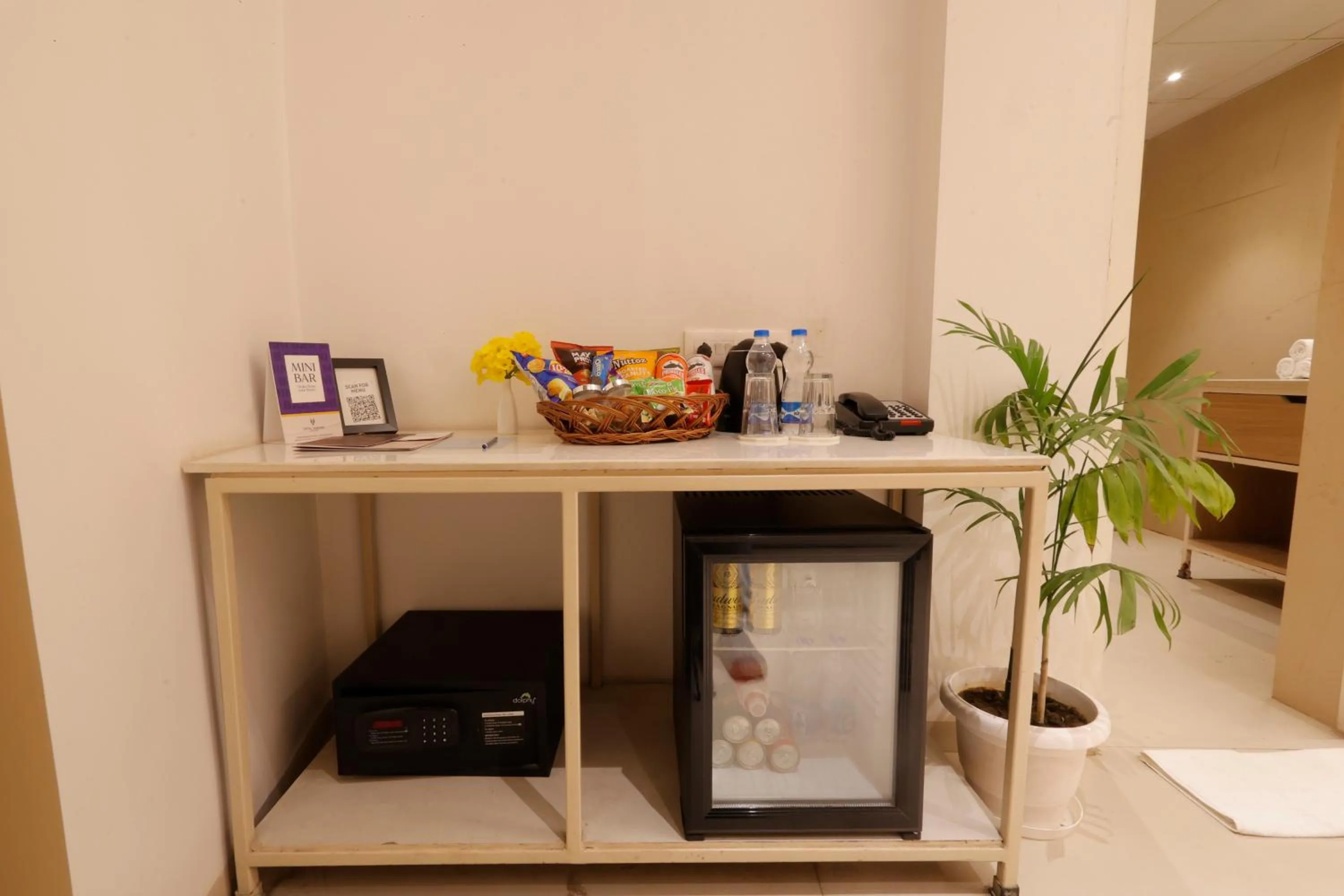 minibar in HOTEL VARUNA