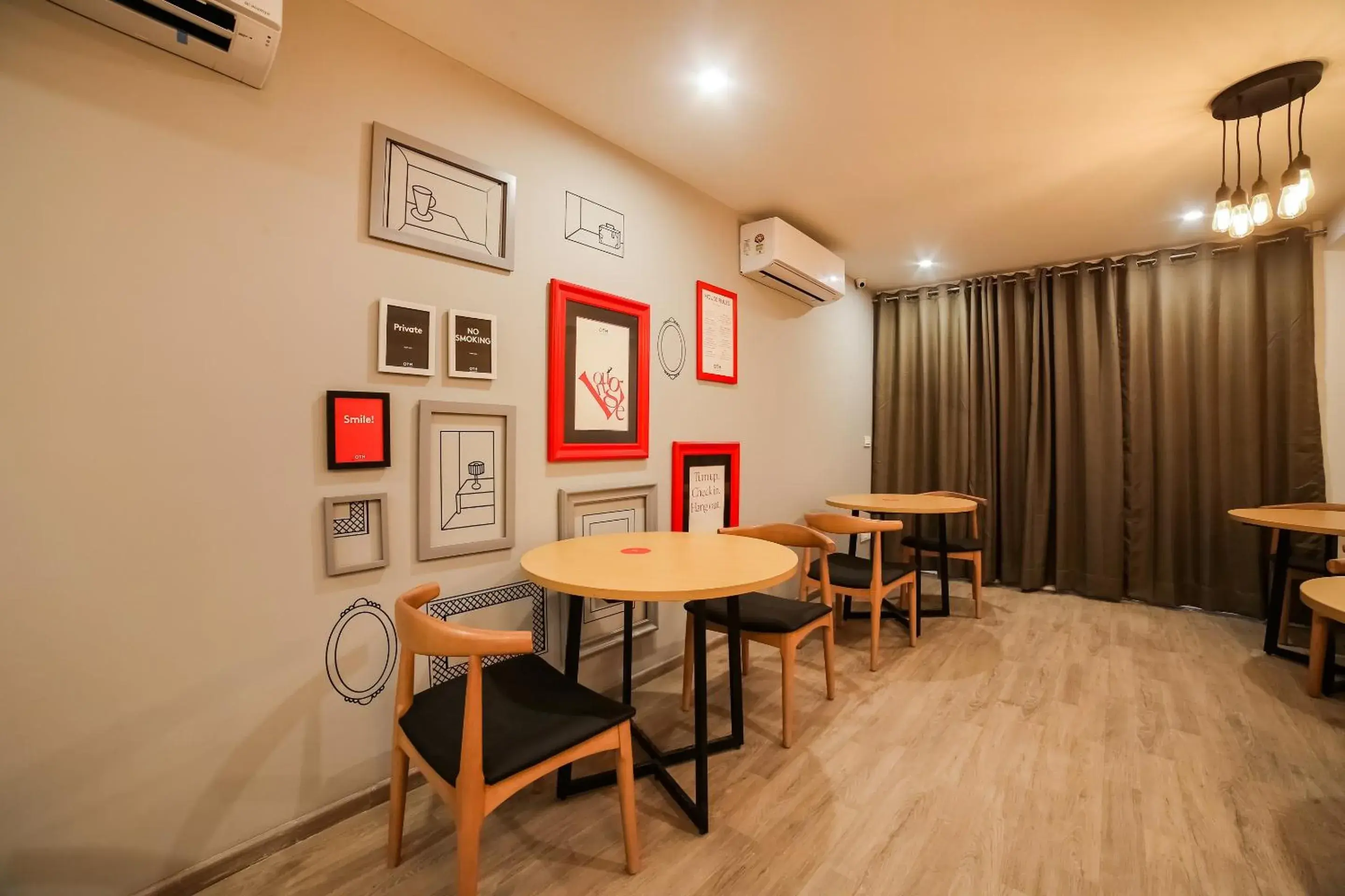 Restaurant/places to eat in Super Townhouse Near Appu Ghar Restaurant/places to eat in Super Townhouse Near Appu Ghar