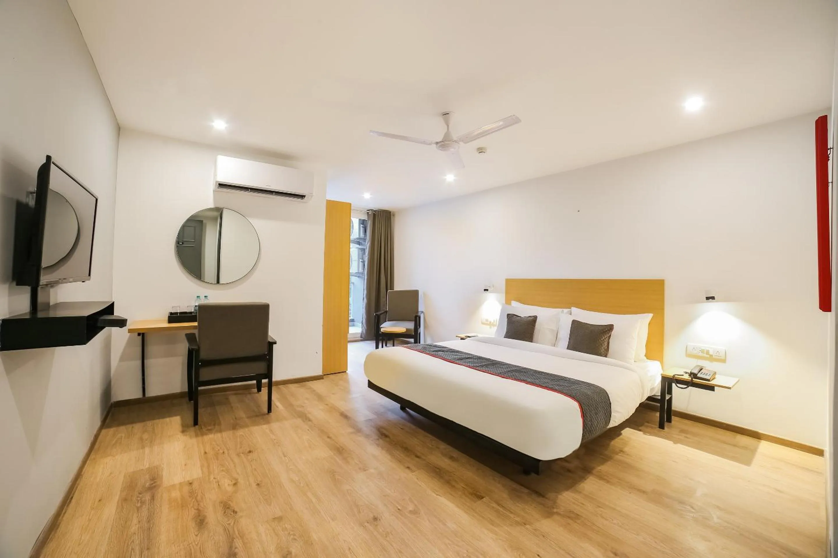 Bedroom, Bed in Super Townhouse Near Appu Ghar