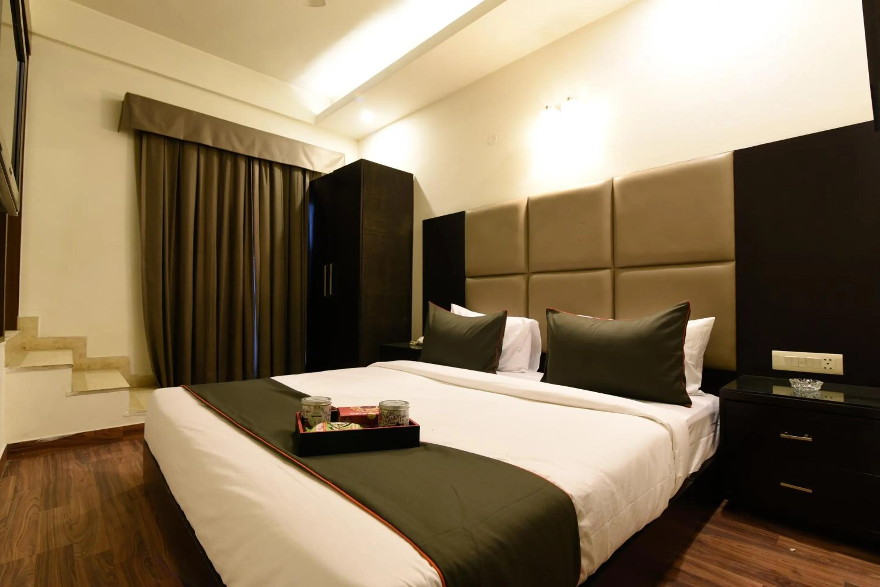 Bedroom, Bed in Hotel O Venkata Sai Sadan Mathrusree Nagar