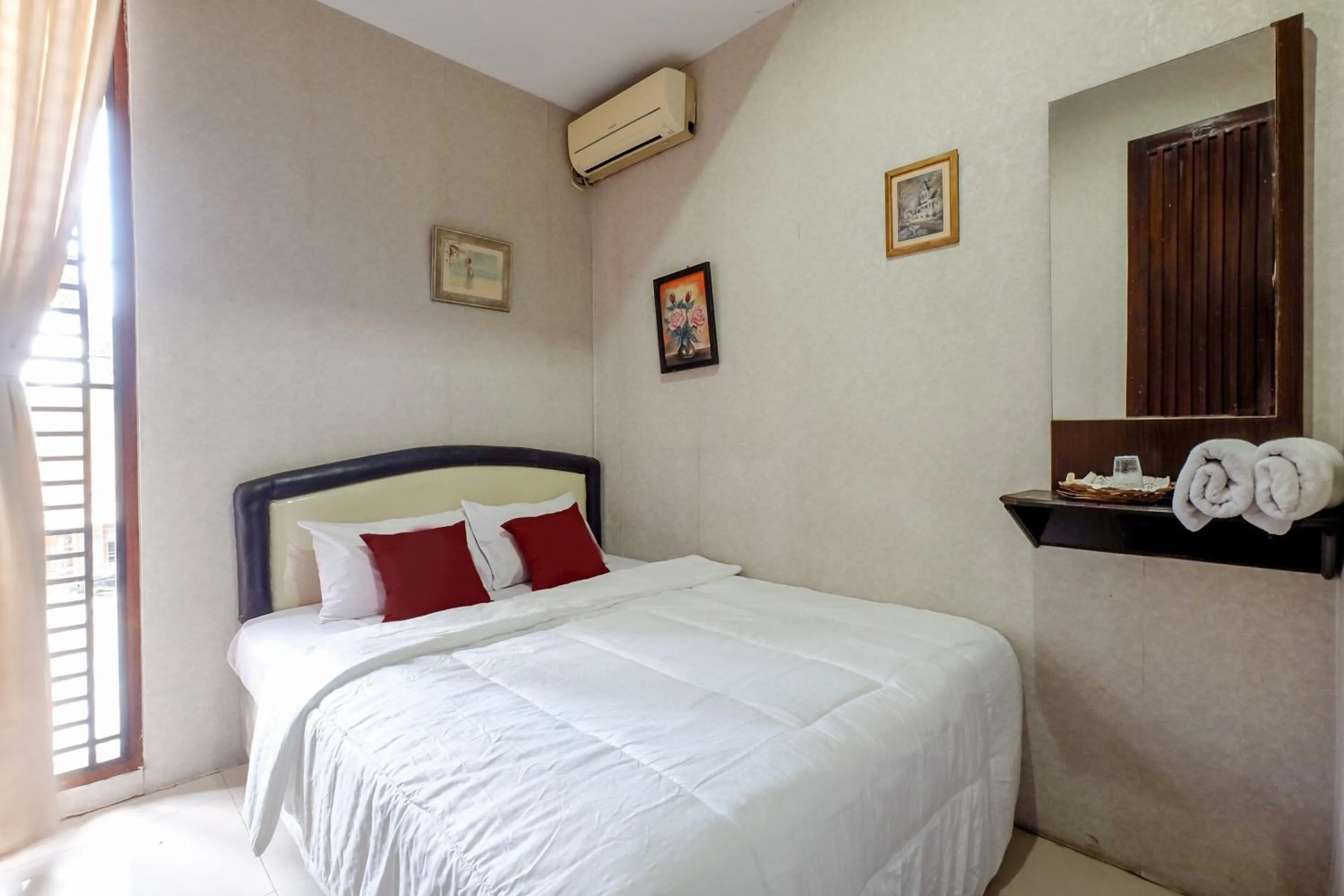 Bed in Buminanienie Guesthouse Bandung