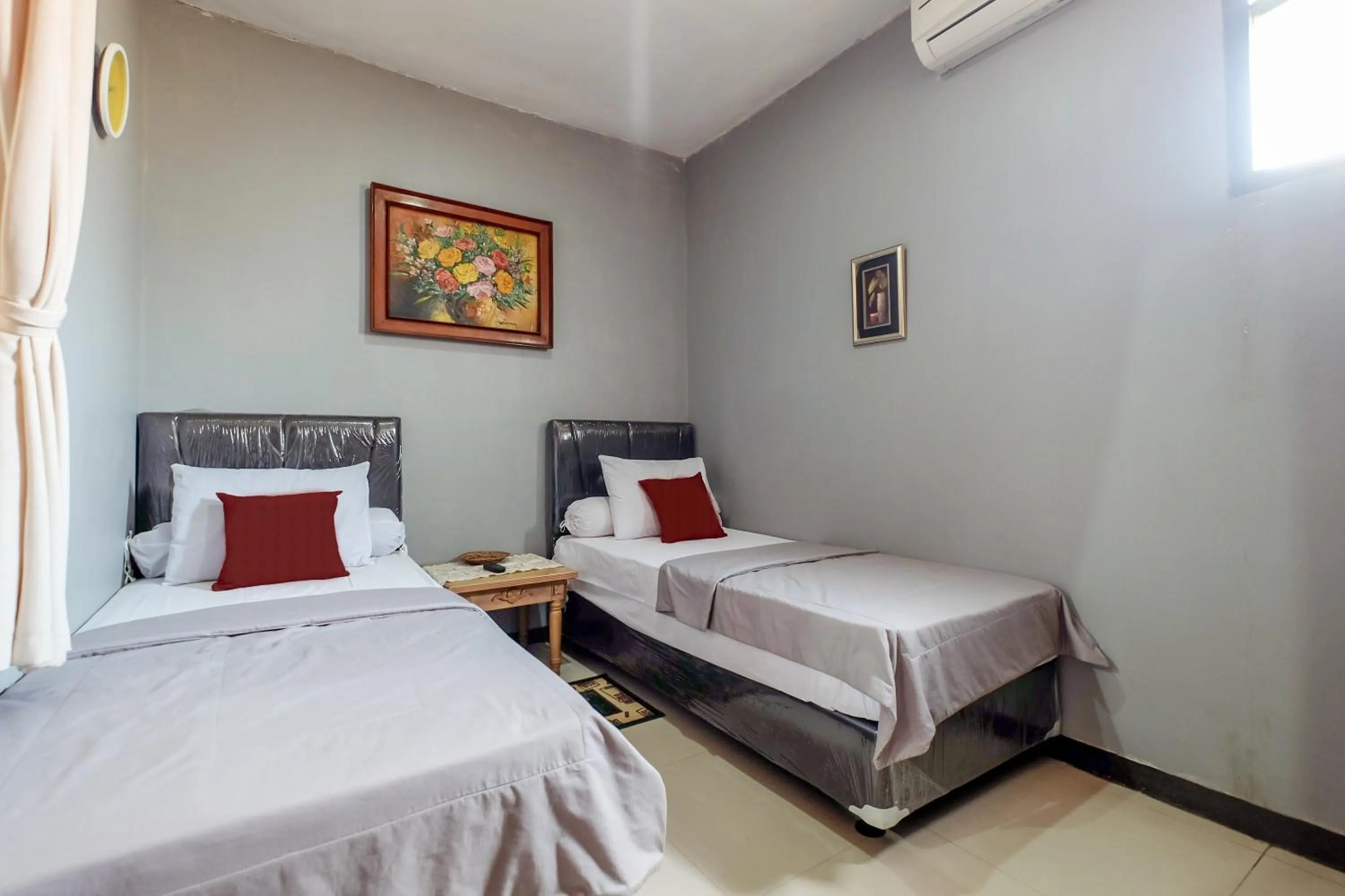 Bed in Buminanienie Guesthouse Bandung