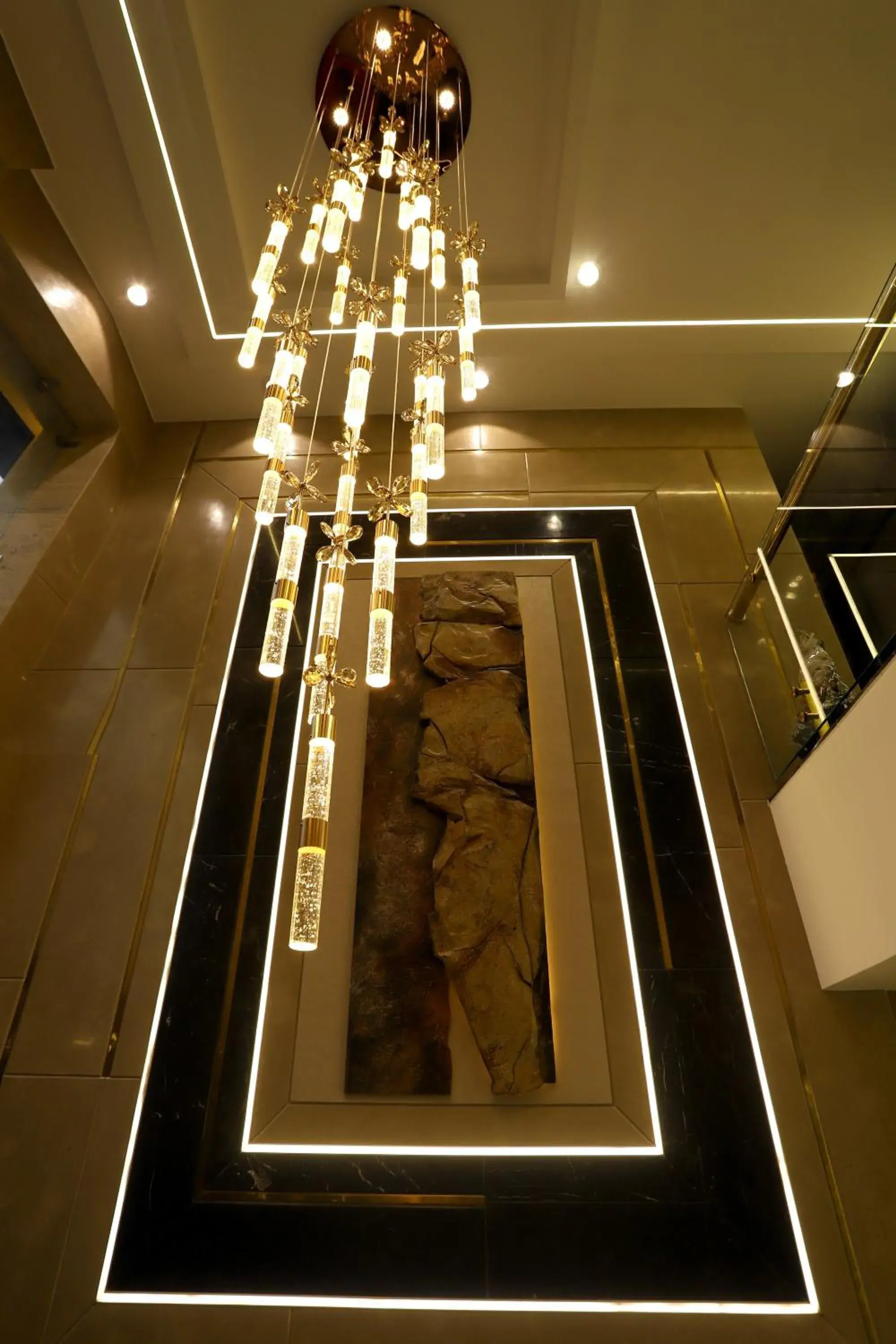 Facade/entrance in Hotel Grand Girdhar Facade/entrance in Hotel Grand Girdhar