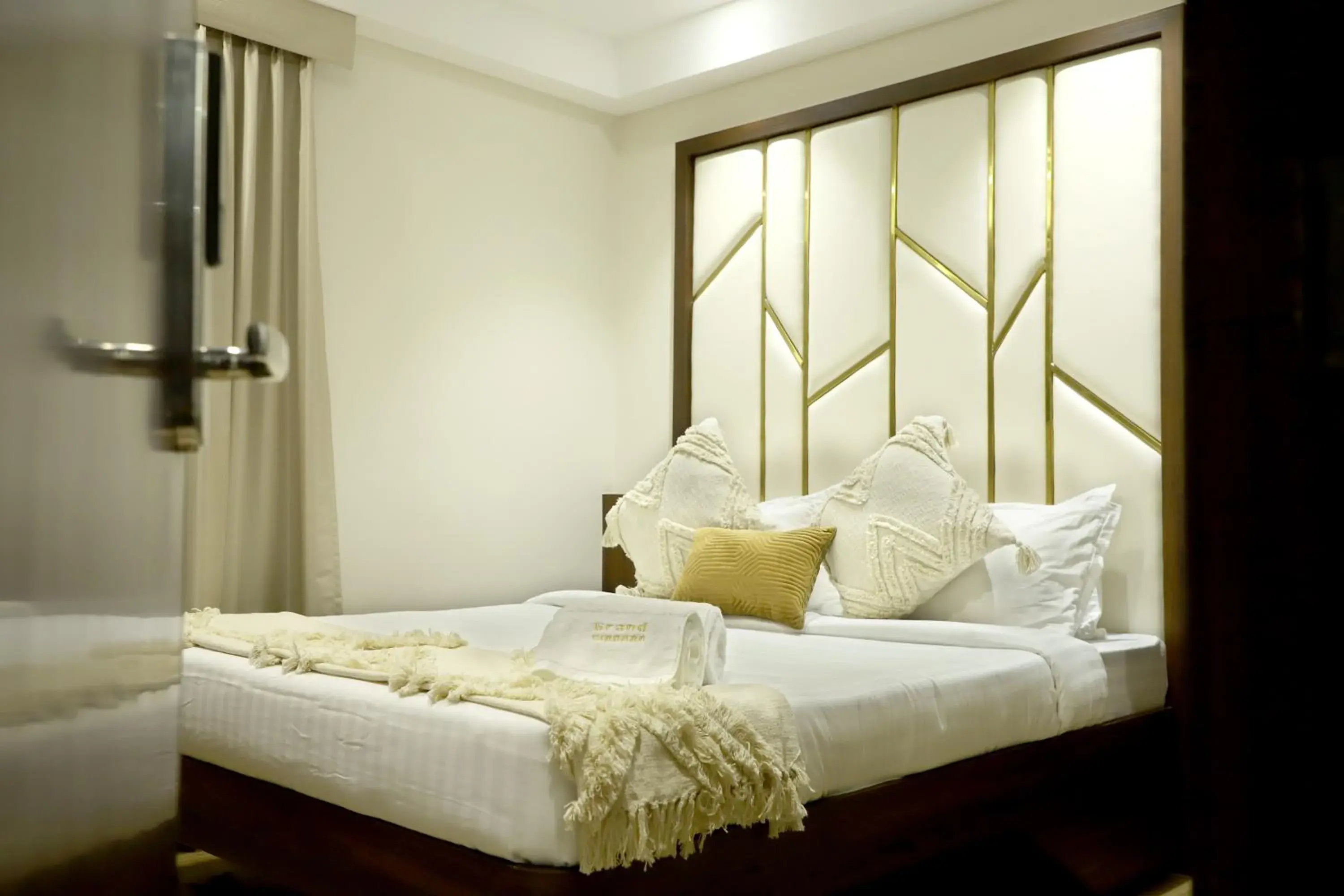 Bed in Hotel Grand Girdhar Bed in Hotel Grand Girdhar