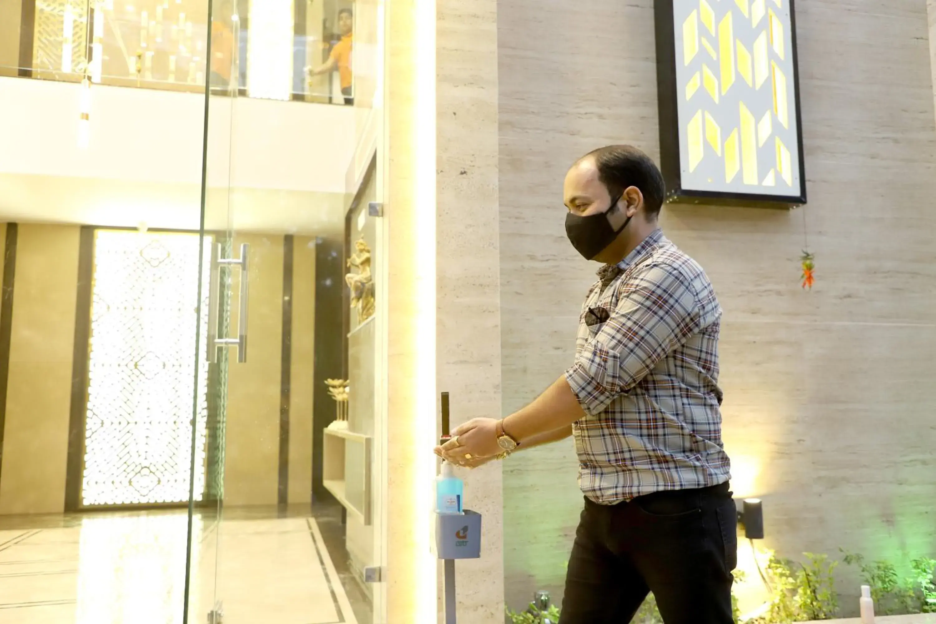 Facade/entrance in Hotel Grand Girdhar Facade/entrance in Hotel Grand Girdhar