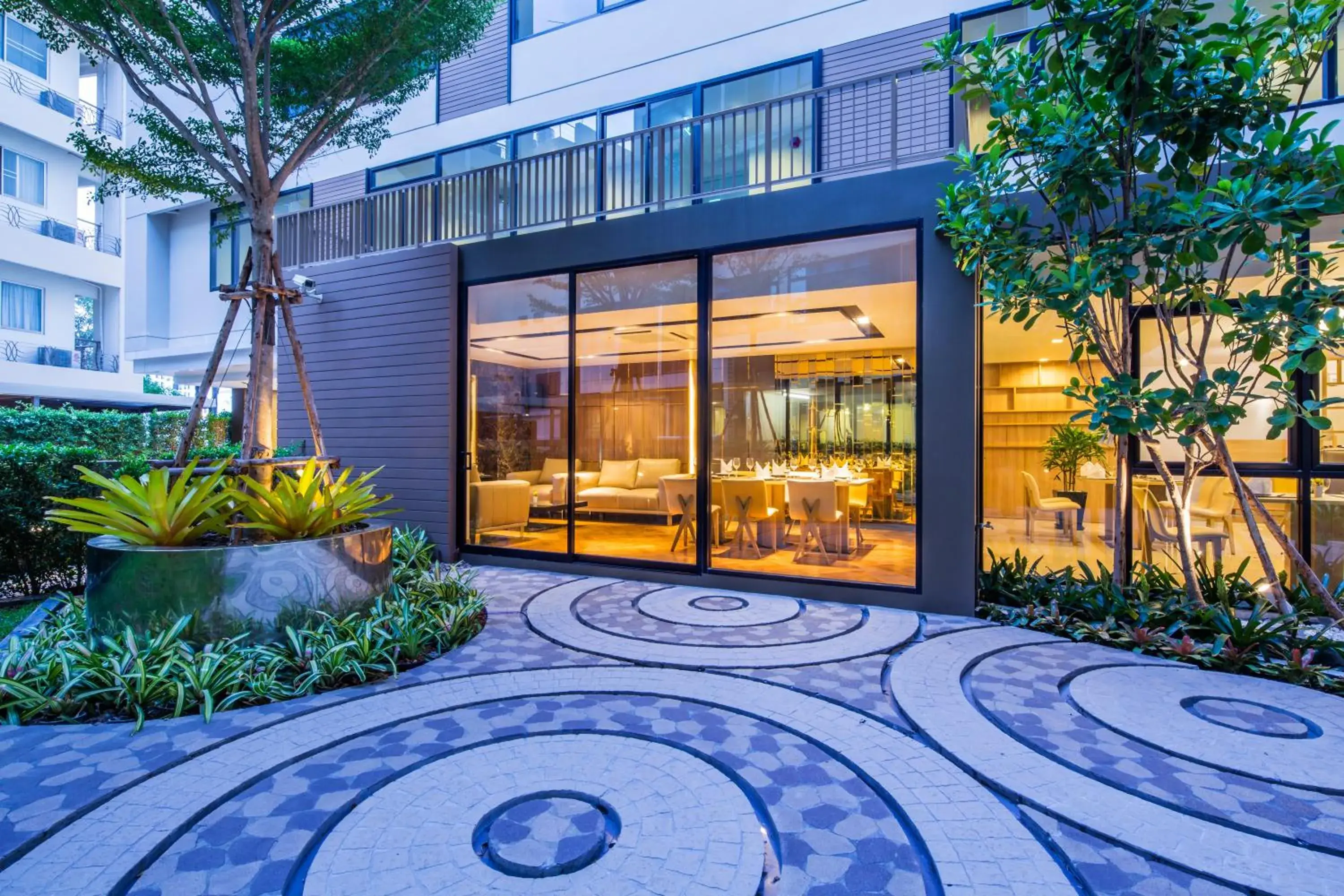 Property building in Pacific Park Hotel Property building in Pacific Park Hotel